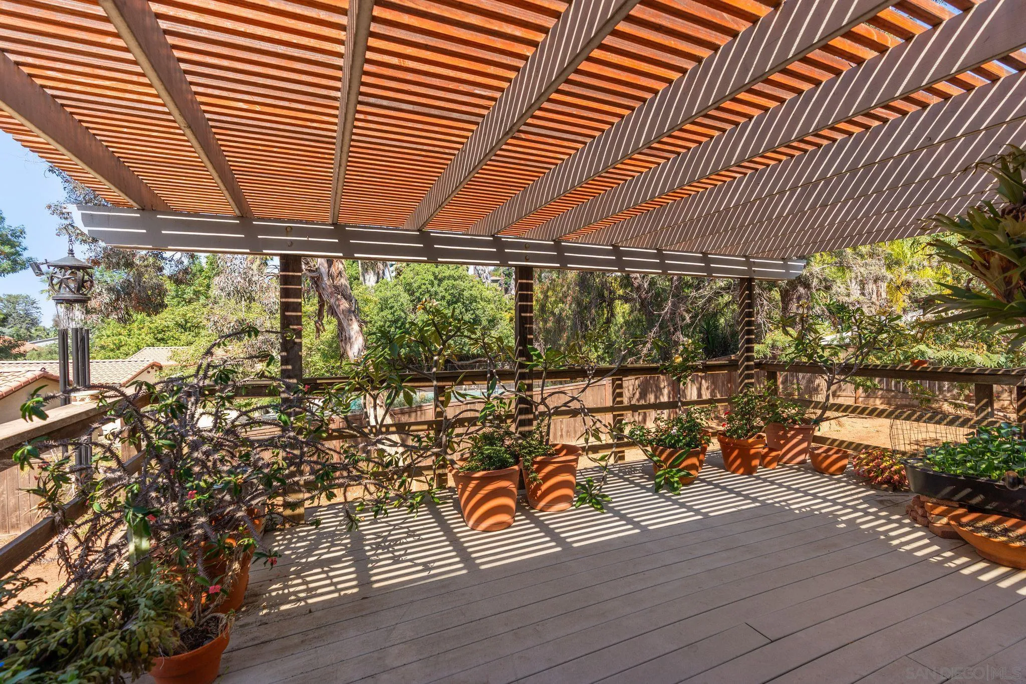 https://cdn.realtyfeed.com/cdn/127/260019351/eaf42f1c8e1fd6f793b19206171e7e5e.webp