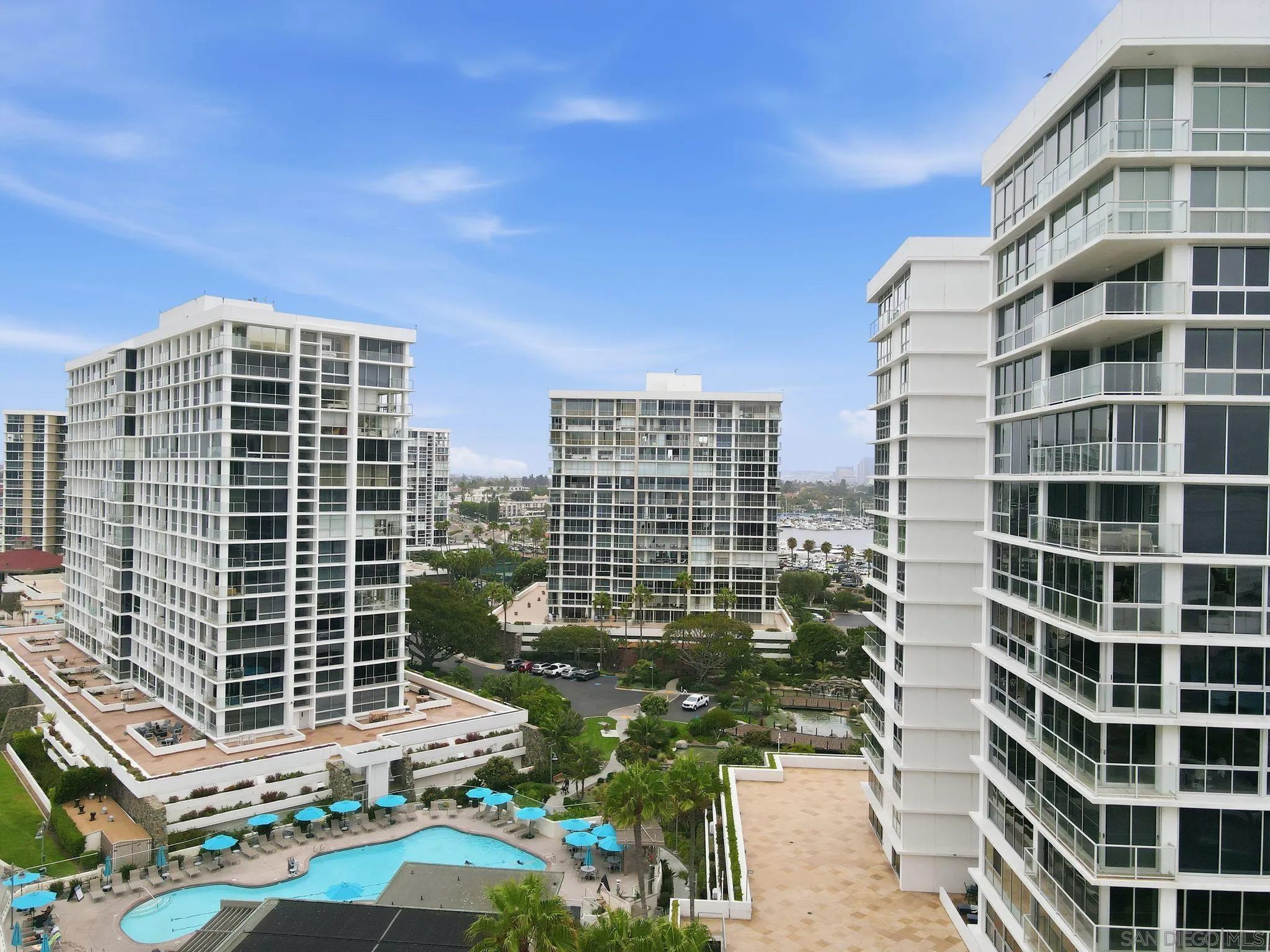 https://cdn.realtyfeed.com/cdn/127/260019352/084a9b77a52076d483bc34693e922782.webp