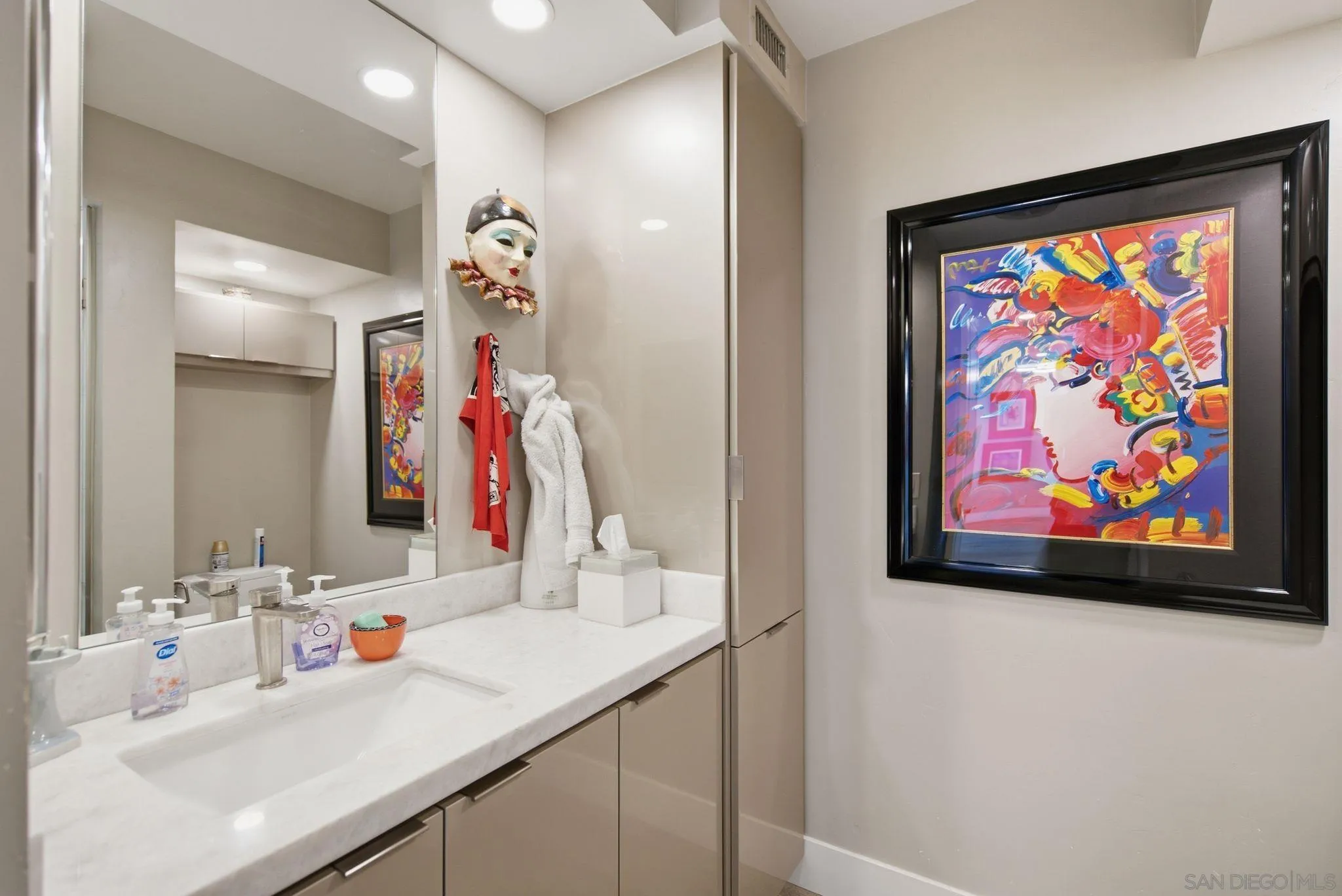 https://cdn.realtyfeed.com/cdn/127/260019352/b953dab86028cc53942118e5ca08960e.webp