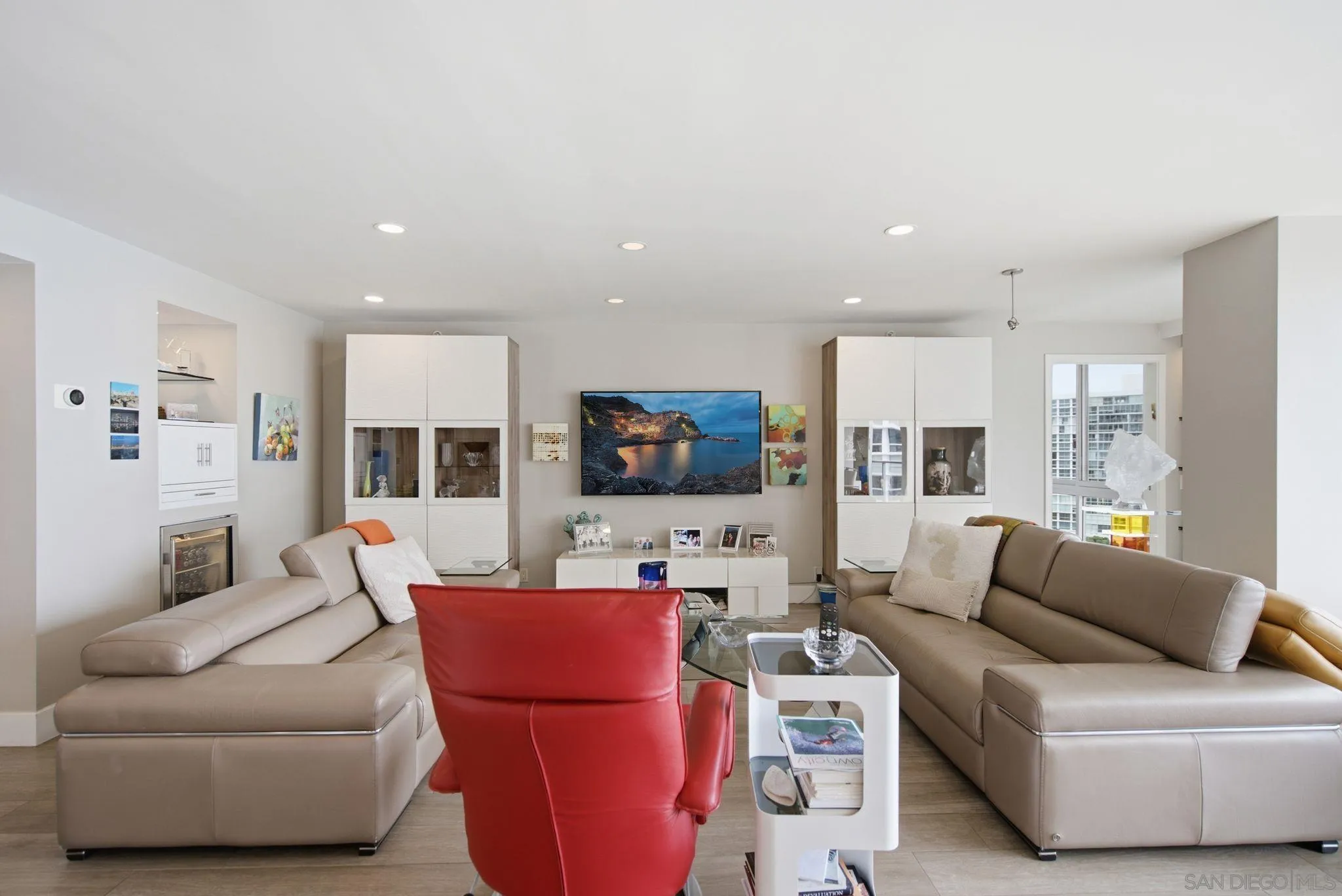 https://cdn.realtyfeed.com/cdn/127/260019352/faeb230c8bf901ad44a00473a79c0a04.webp