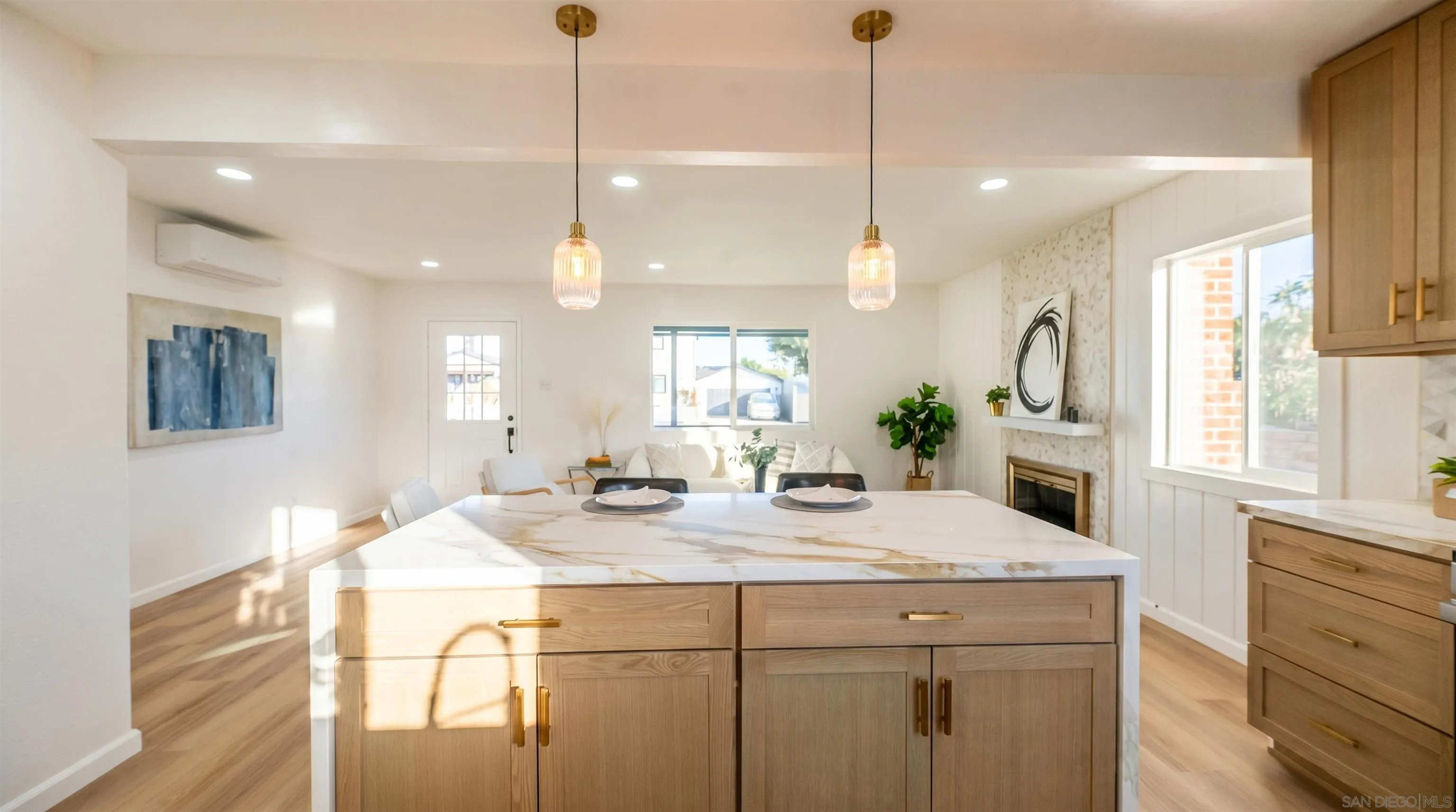 https://cdn.realtyfeed.com/cdn/127/260019353/836c94fda3331dfb750b06b62b1f458a.webp