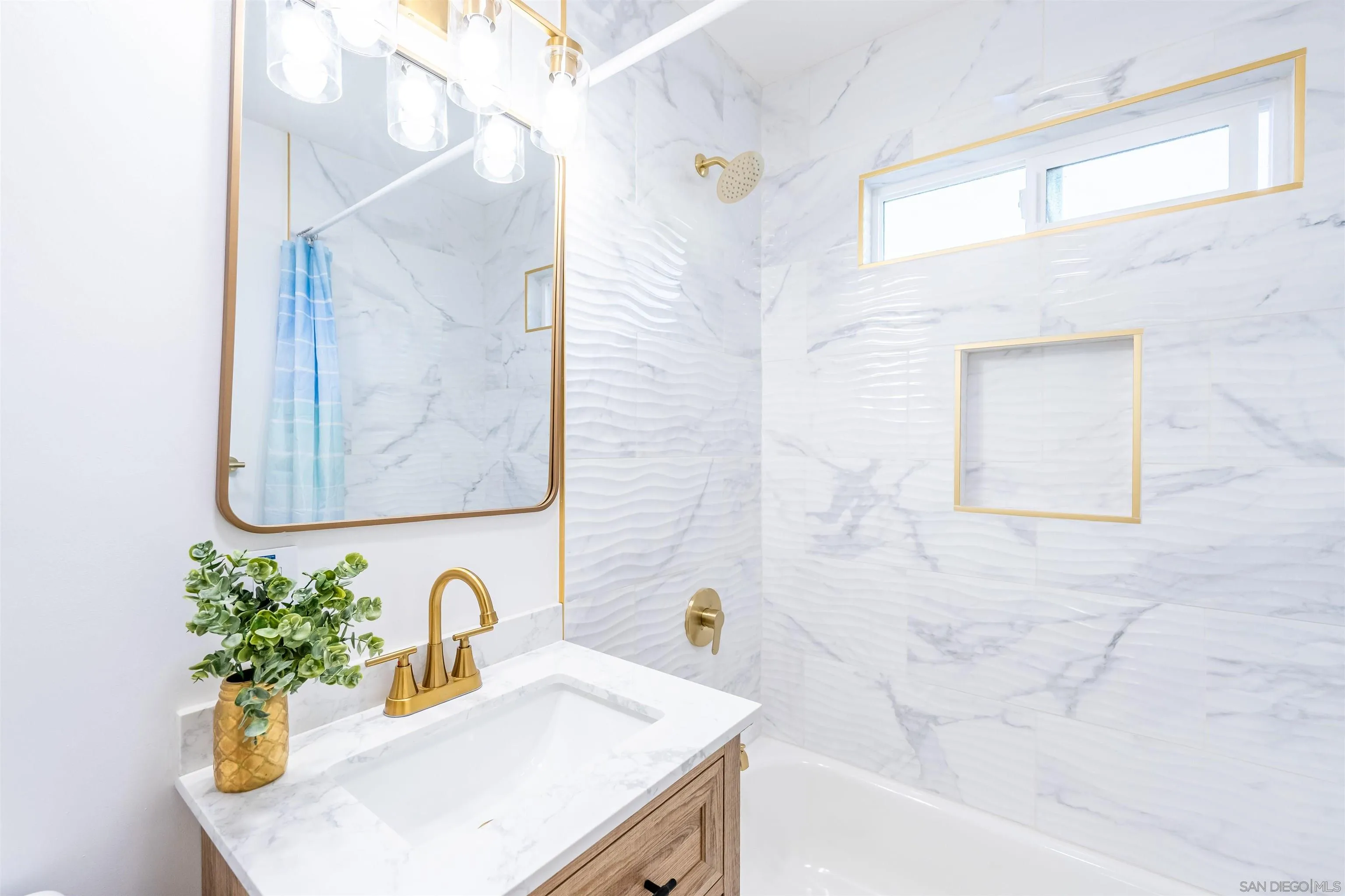https://cdn.realtyfeed.com/cdn/127/260019353/a94097fa3eb0f1282e9f139d95e87c21.webp