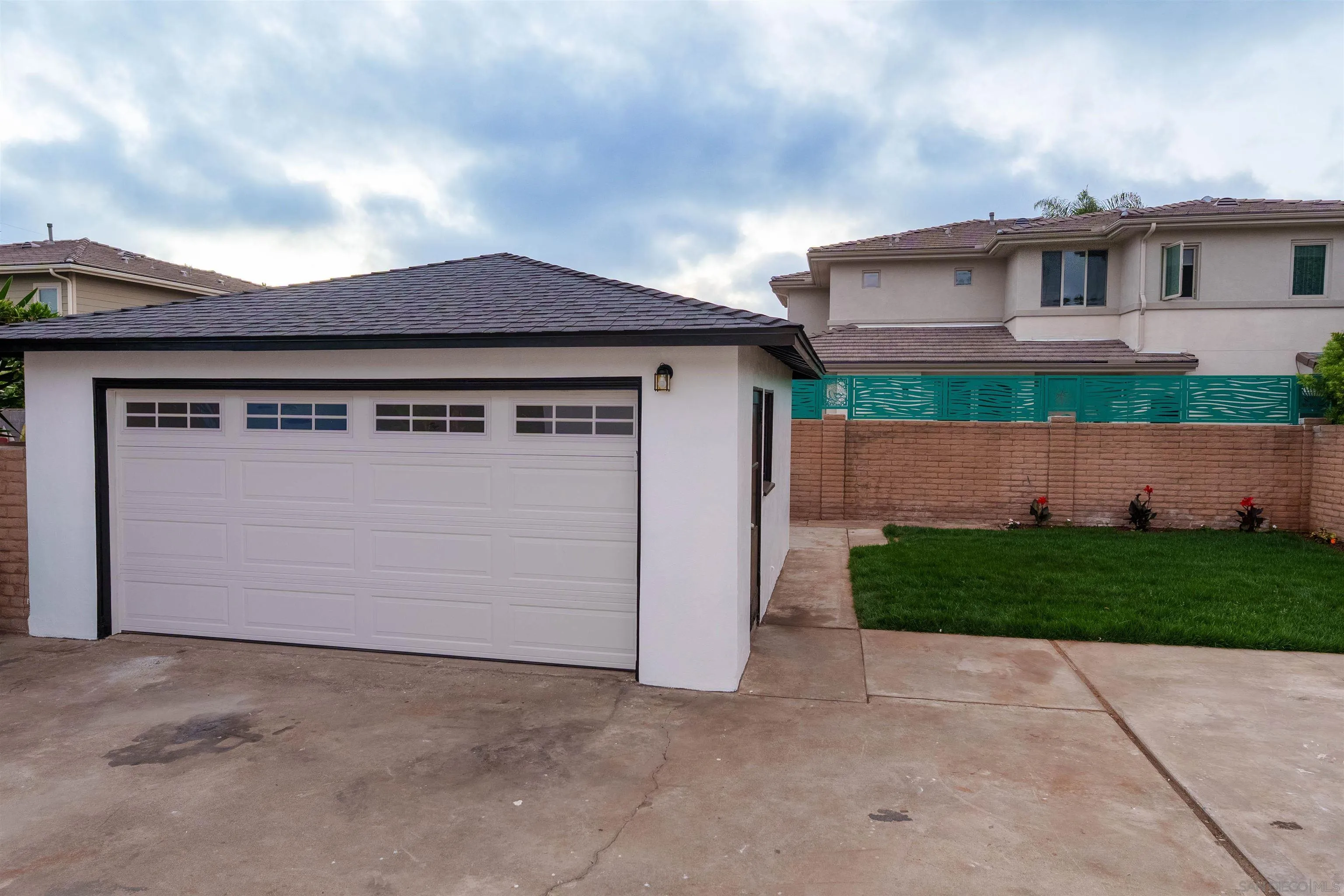 https://cdn.realtyfeed.com/cdn/127/260019353/befcf105fdc9962156715c76edc20a34.webp