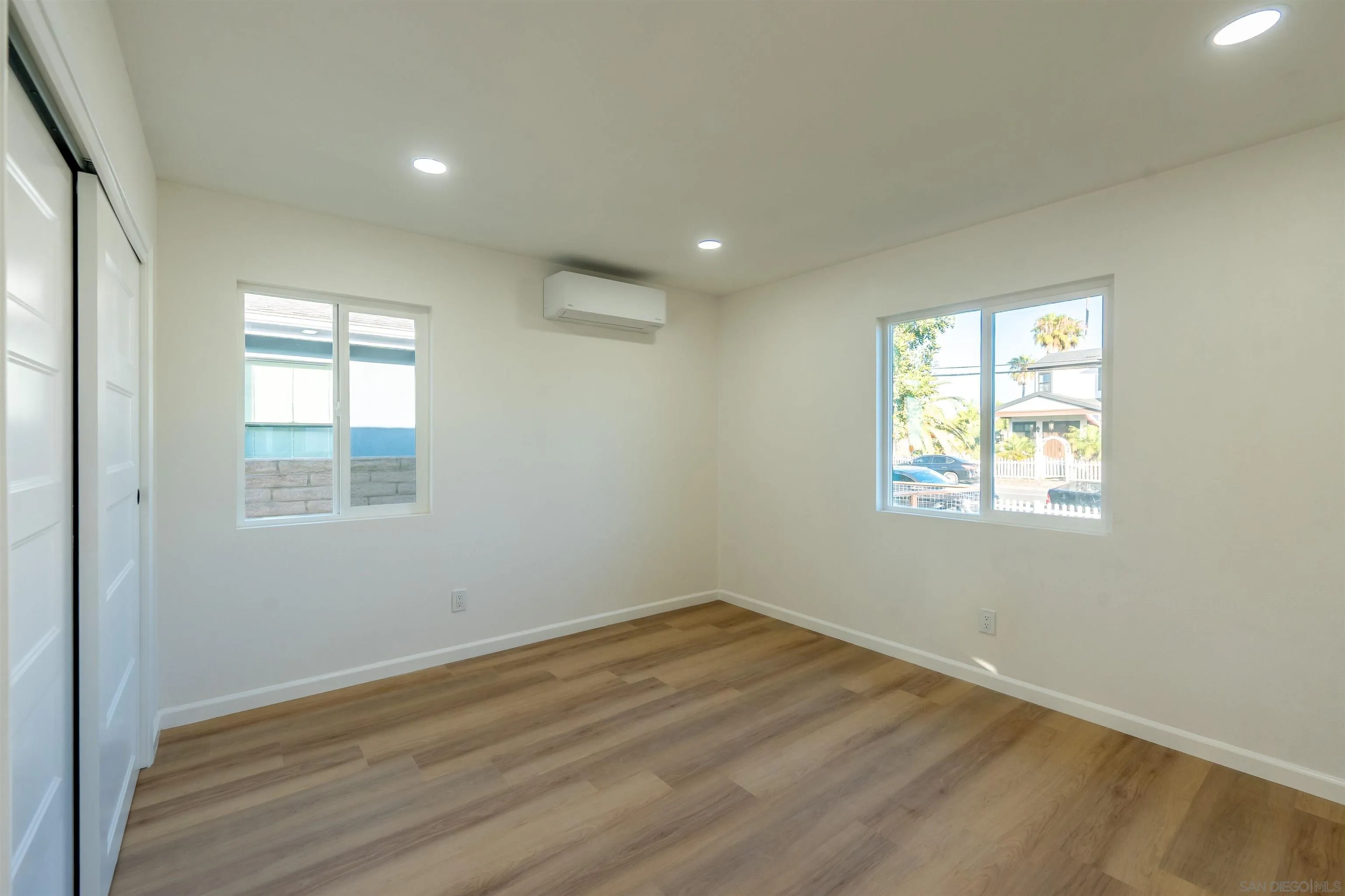https://cdn.realtyfeed.com/cdn/127/260019353/c7d812401ea9d9a2d4e48e53856f8c63.webp