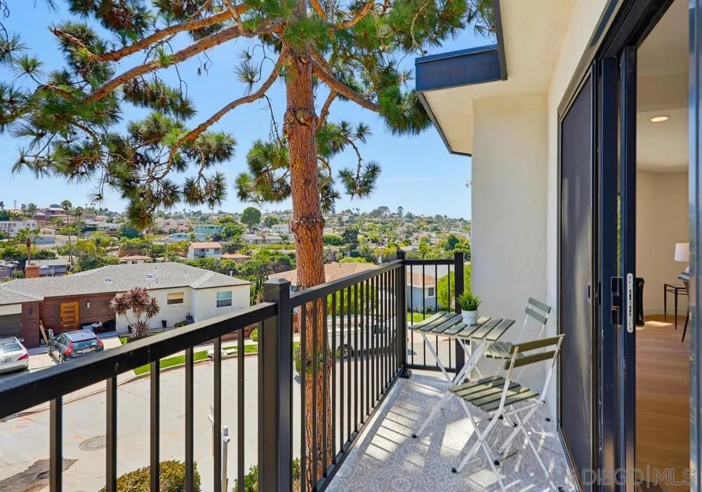 https://cdn.realtyfeed.com/cdn/127/260019354/5cc9d048d49527a68a0af4c208085372.webp