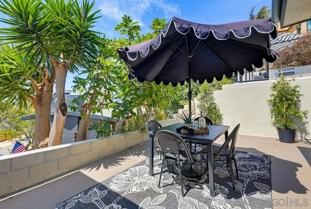 https://cdn.realtyfeed.com/cdn/127/260019354/81dbc7aad0f86b10ff5b737711607ec6.webp