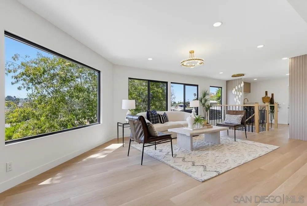 https://cdn.realtyfeed.com/cdn/127/260019354/981e35afc8842ffc2a8bccef0396e895.webp