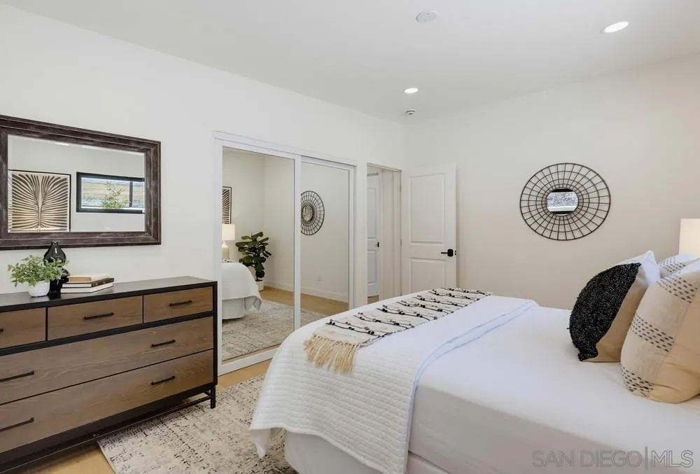 https://cdn.realtyfeed.com/cdn/127/260019354/c8a784bf67a687e512df41b8b7bd36bb.webp