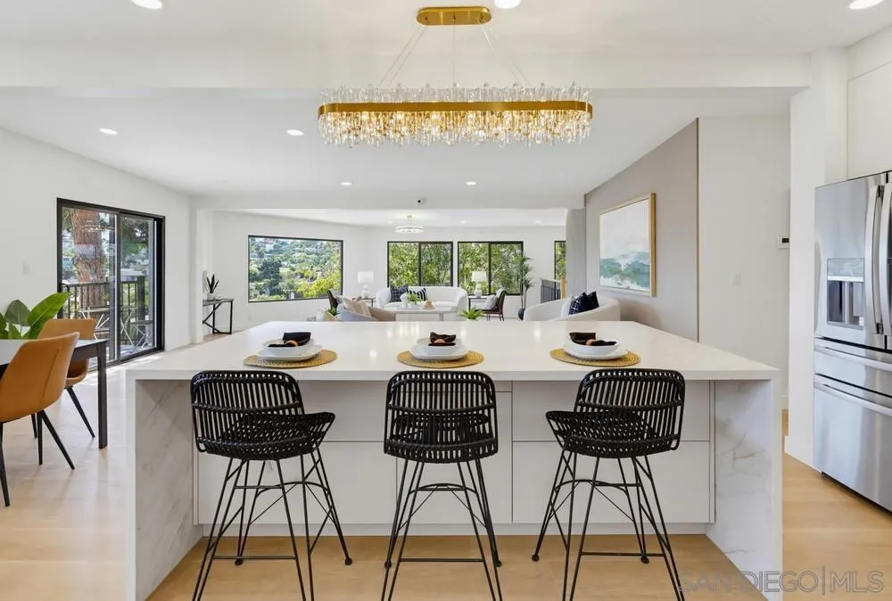 https://cdn.realtyfeed.com/cdn/127/260019354/d294377a0203dc582154ad8cc7866ea3.webp