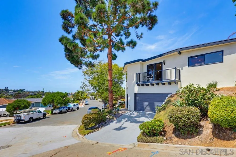 https://cdn.realtyfeed.com/cdn/127/260019354/f69976bde9181c97b035f1eb166886f5.webp