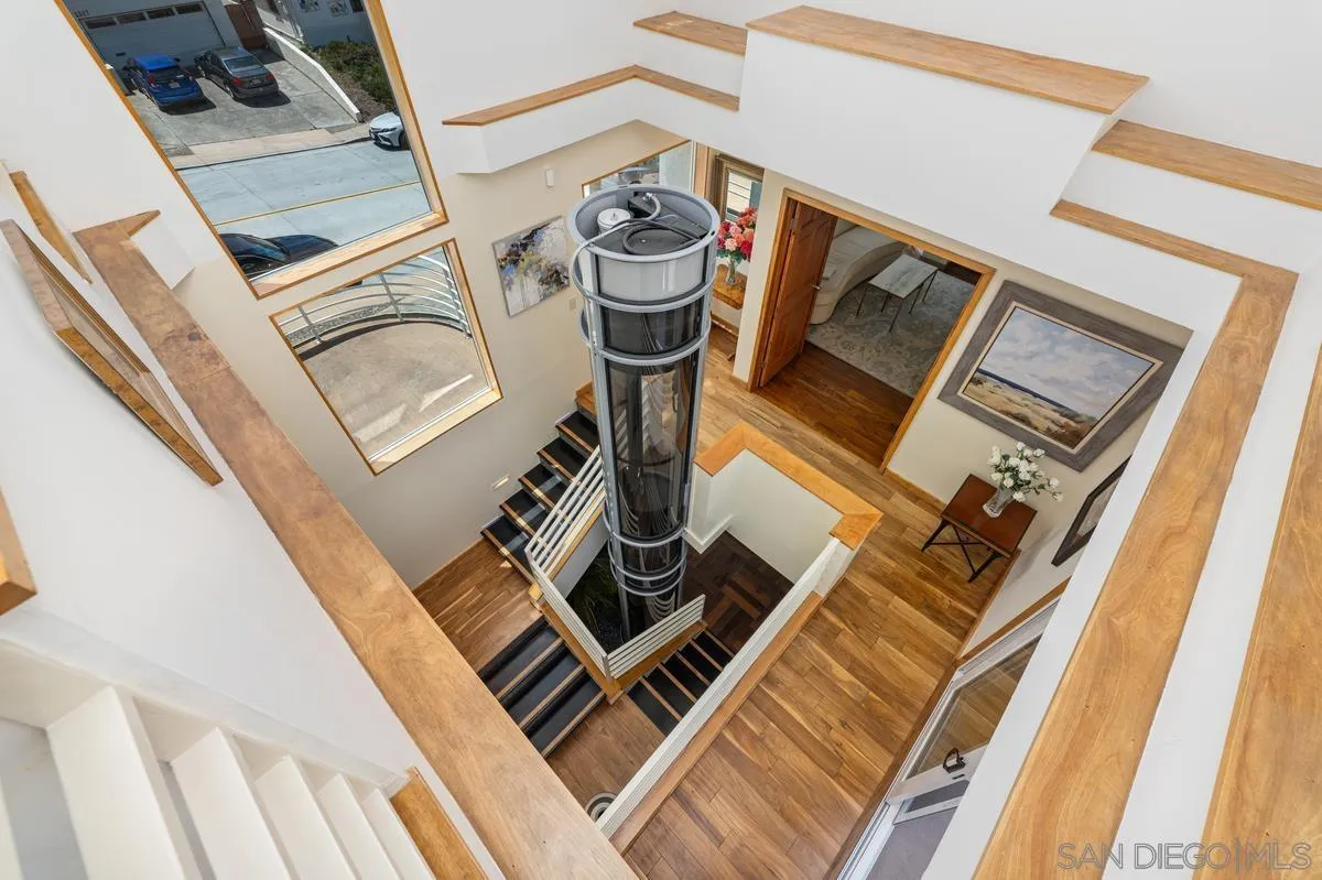https://cdn.realtyfeed.com/cdn/127/260019355/061ef9439e5992d467737fb5db8ac5dc.webp