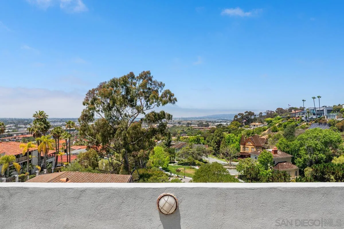 https://cdn.realtyfeed.com/cdn/127/260019355/09fa55549e483e06c45a3b2fedeb4f74.webp
