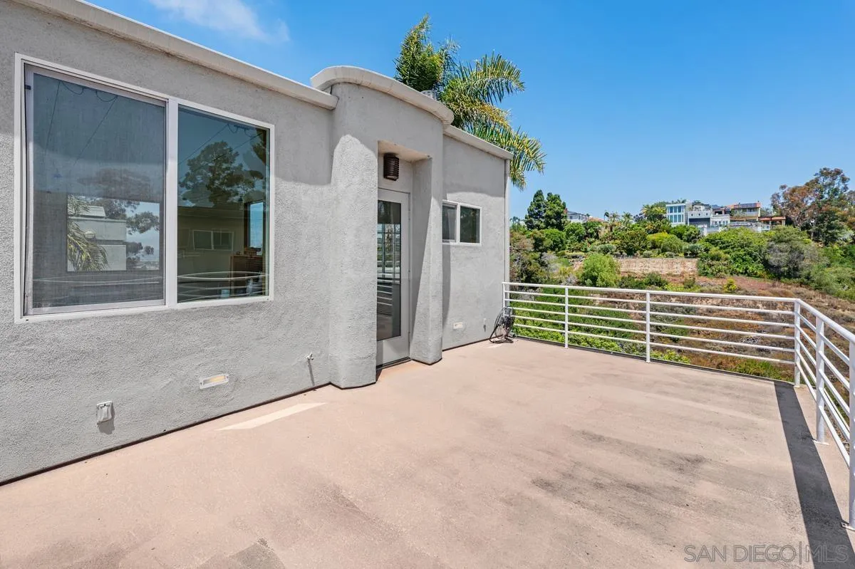 https://cdn.realtyfeed.com/cdn/127/260019355/0cbf585444bf0f949c5a7842c6932d89.webp