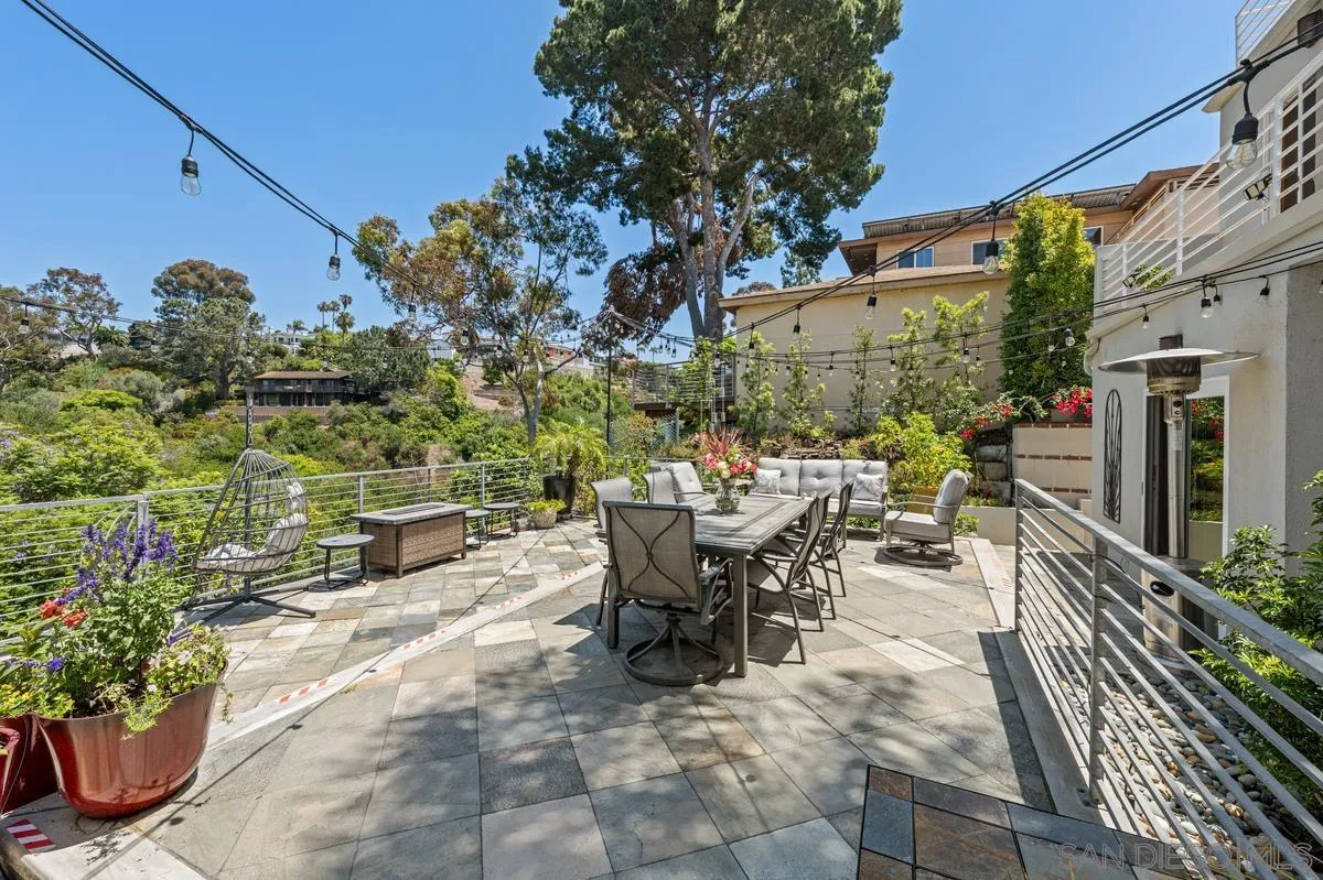 https://cdn.realtyfeed.com/cdn/127/260019355/48652067886321b7a1d025f8b2fa857f.webp