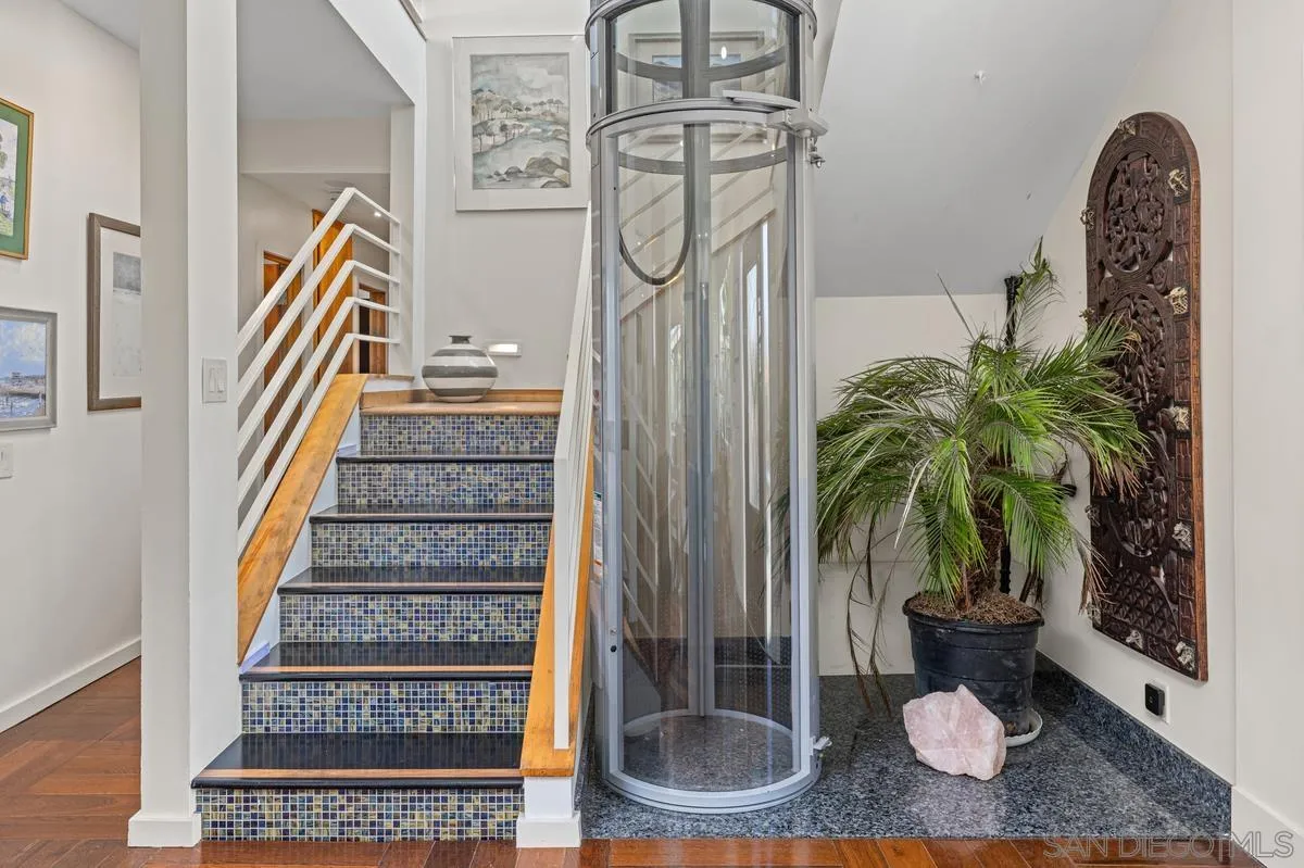 https://cdn.realtyfeed.com/cdn/127/260019355/56ca0aaacbf00a1c1c30c07197515254.webp