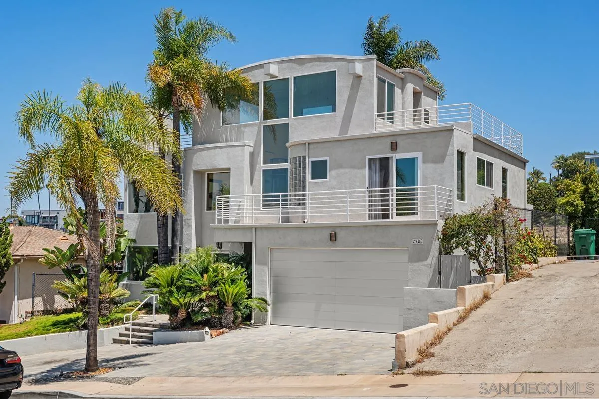 https://cdn.realtyfeed.com/cdn/127/260019355/6cb9c022656eee662585ee4dee46e78a.webp