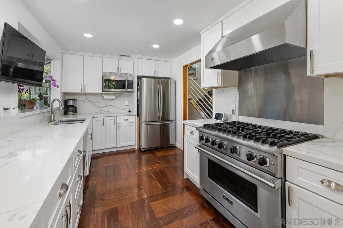 https://cdn.realtyfeed.com/cdn/127/260019355/b53793f3859f80b51d056868c28e3880.webp
