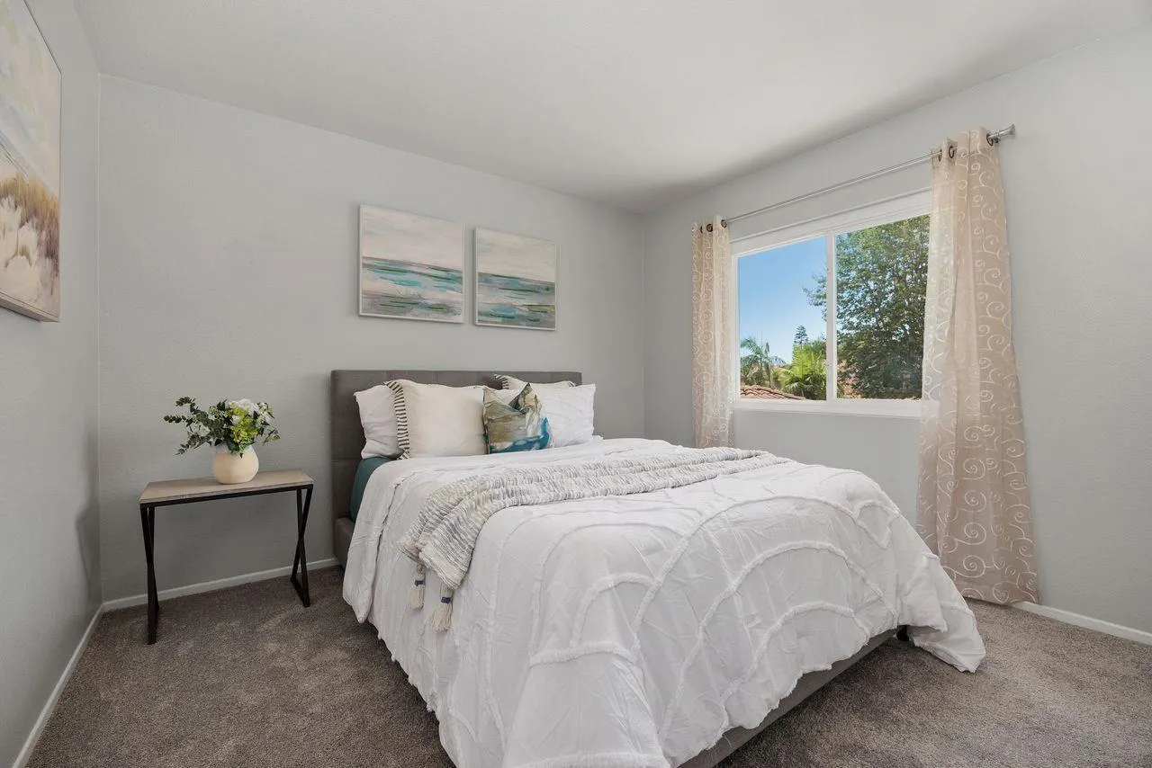 https://cdn.realtyfeed.com/cdn/127/260019356/5530804fa21c15d29c0939a1eb688d3c.webp