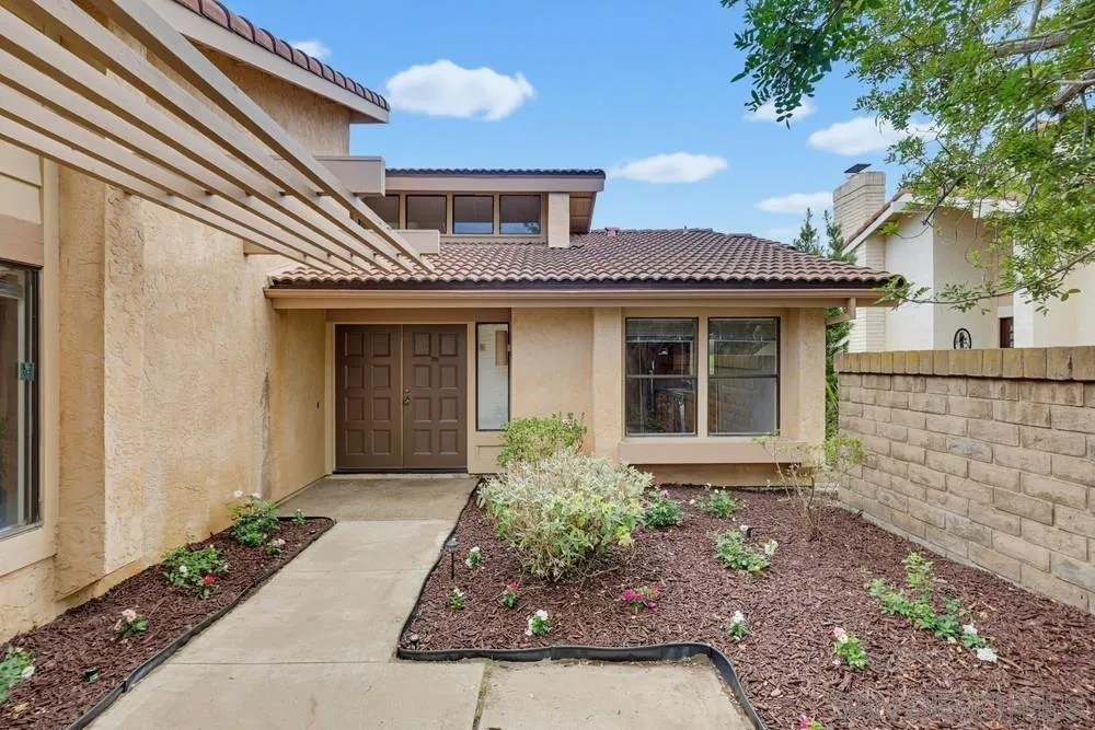 Photo #2: 260019358 Listing: Photo #2