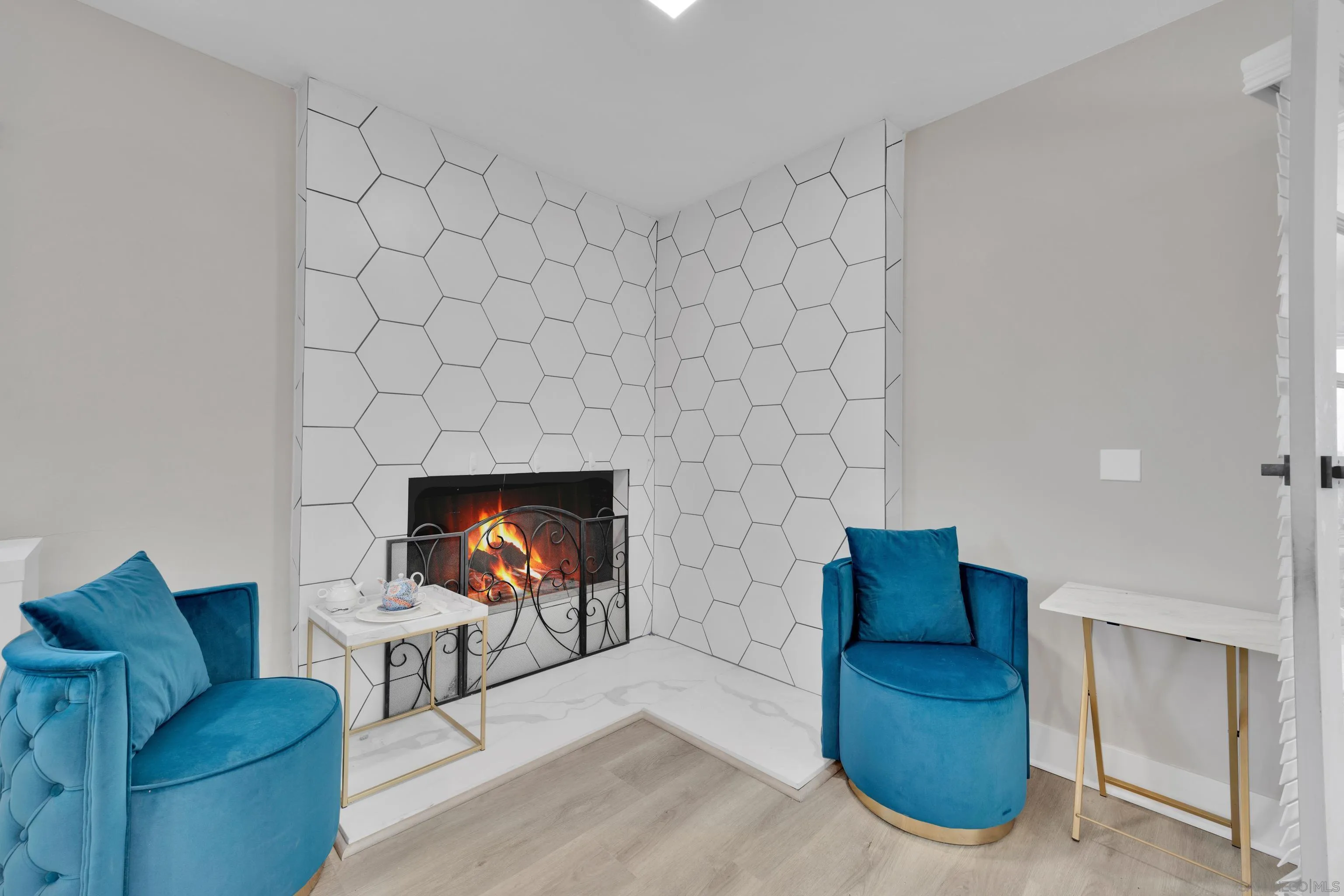 https://cdn.realtyfeed.com/cdn/127/260019359/04eba30c8e1b9753d1af664c4d1c0795.webp