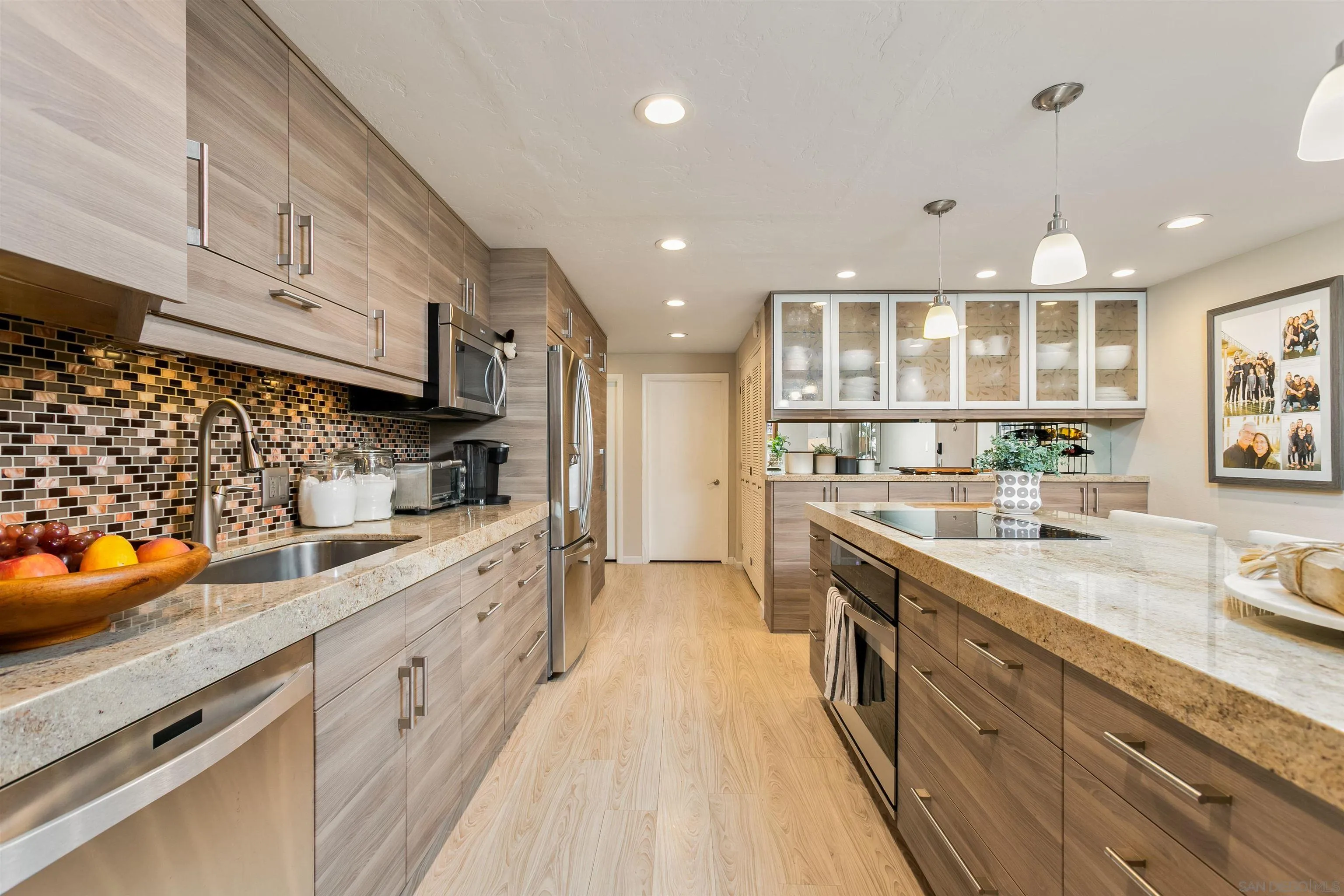 Photo #9: 260019360 Listing: Photo #9