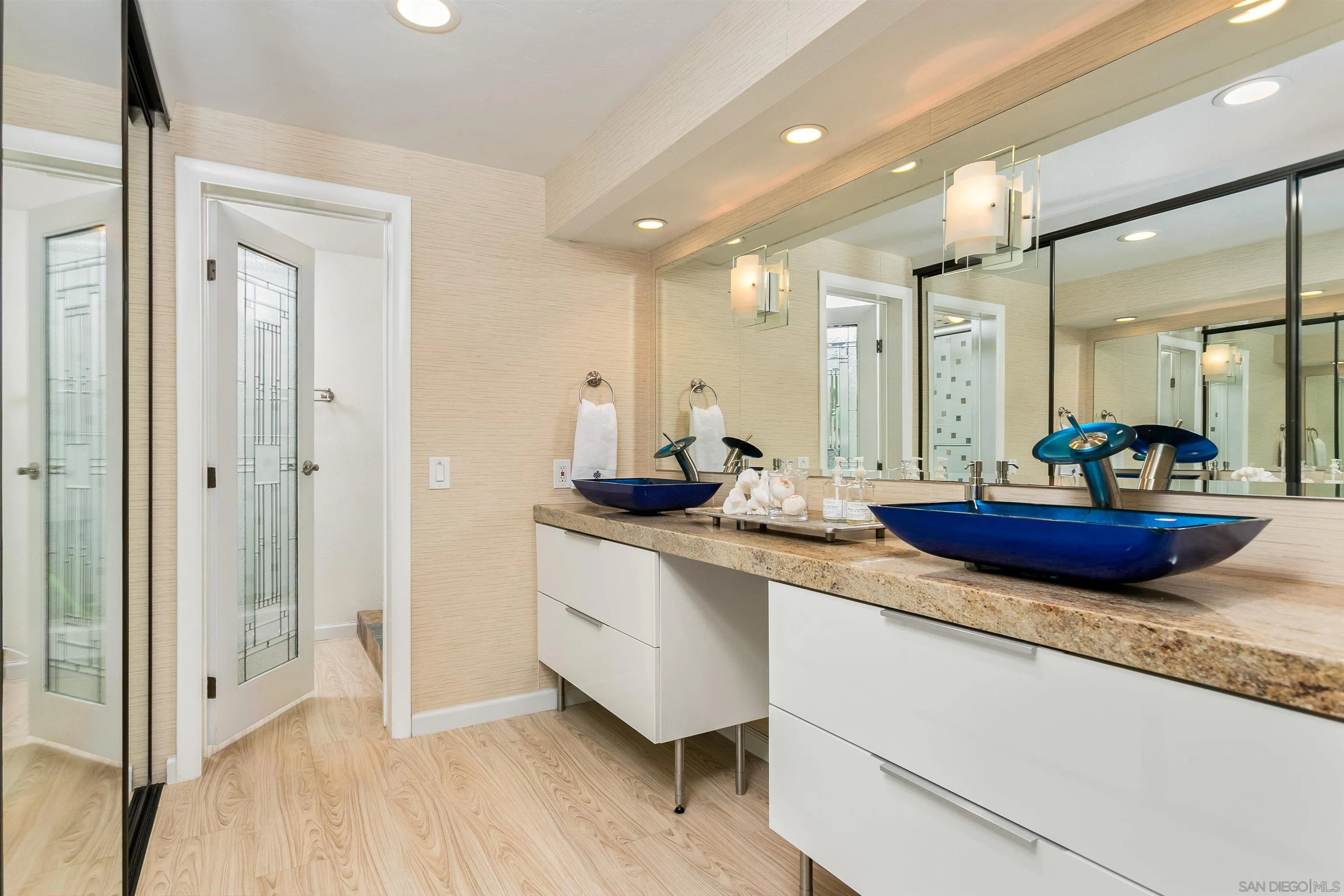 Photo #18: 260019360 Listing: Photo #18