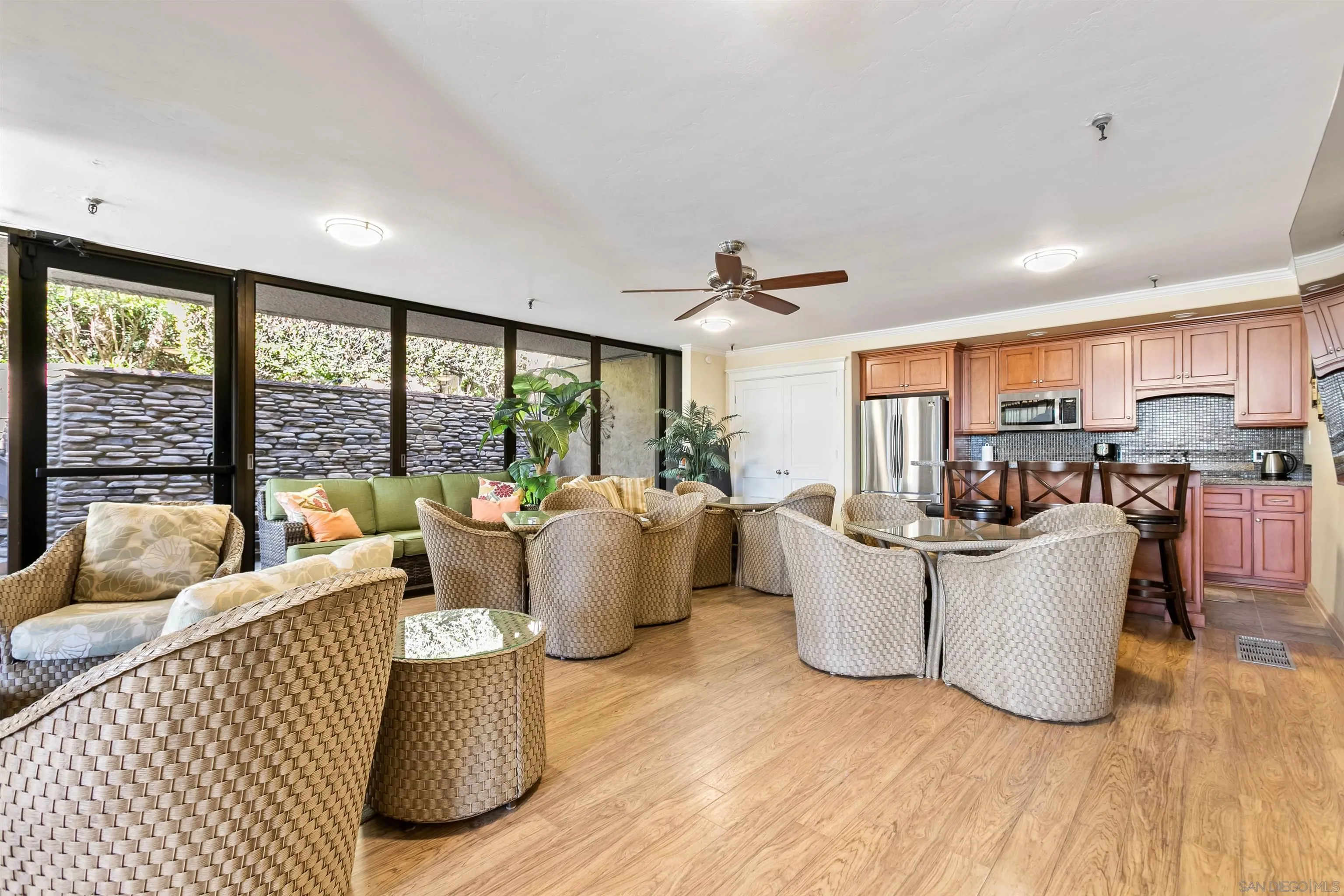 Photo #33: 260019360 Listing: Photo #33
