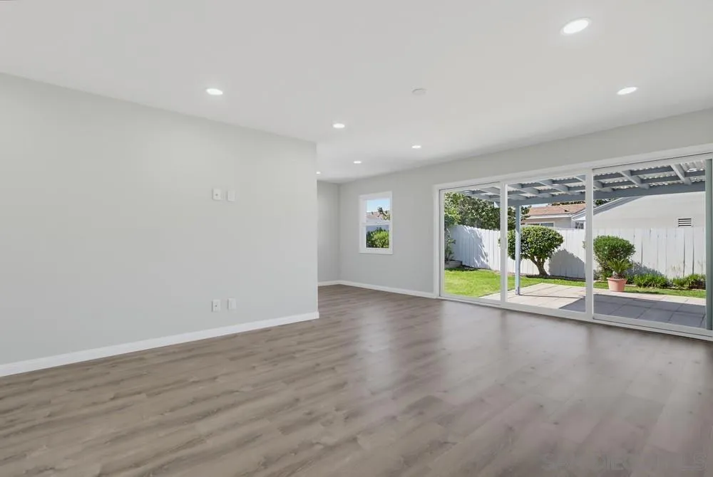https://cdn.realtyfeed.com/cdn/127/260019362/4cdb9ddf45c48f21bf5286f867f75f79.webp