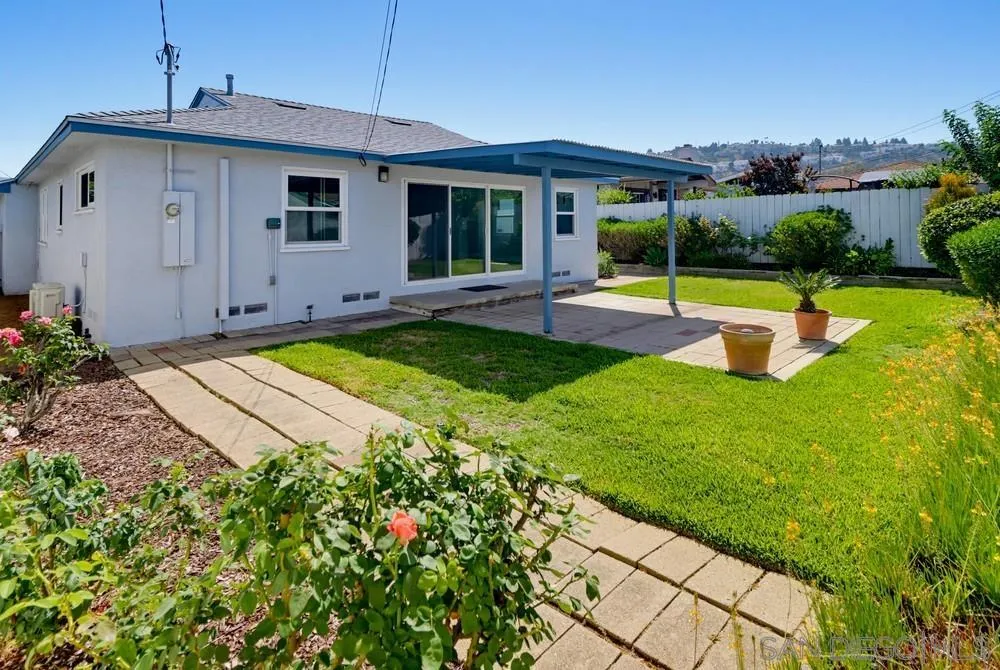 https://cdn.realtyfeed.com/cdn/127/260019362/8d0e1bd9af58e022cb95c0dea3b09495.webp