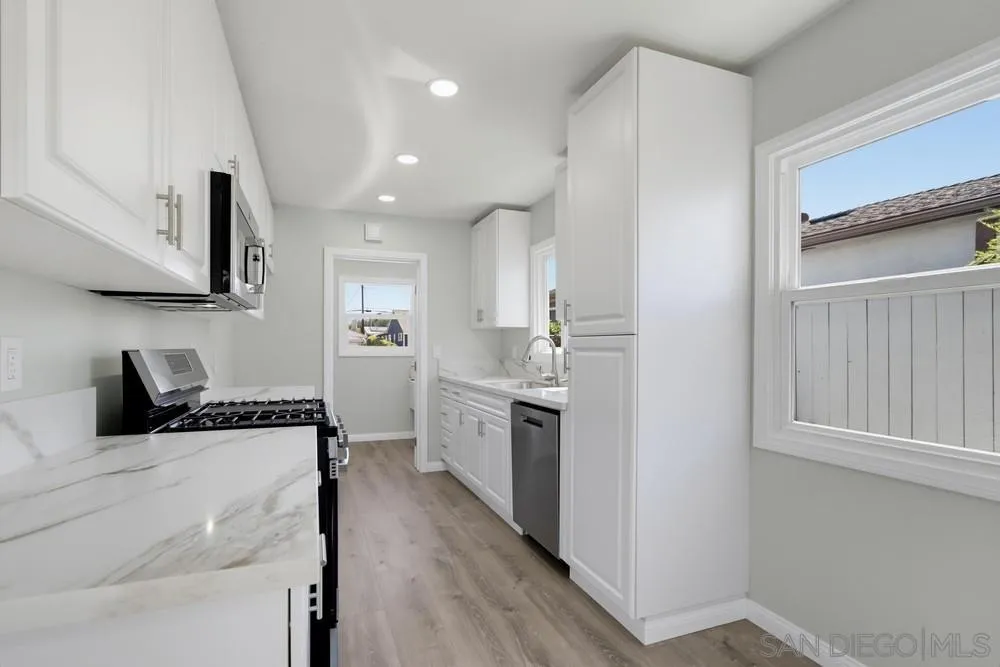 https://cdn.realtyfeed.com/cdn/127/260019362/8d1c178a38ef5b89ee0bcf368a5af2fd.webp