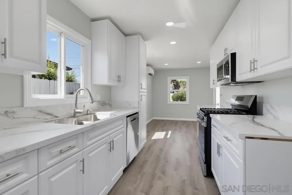 https://cdn.realtyfeed.com/cdn/127/260019362/ef7ce3b941fb0d6af831f321c31383fa.webp