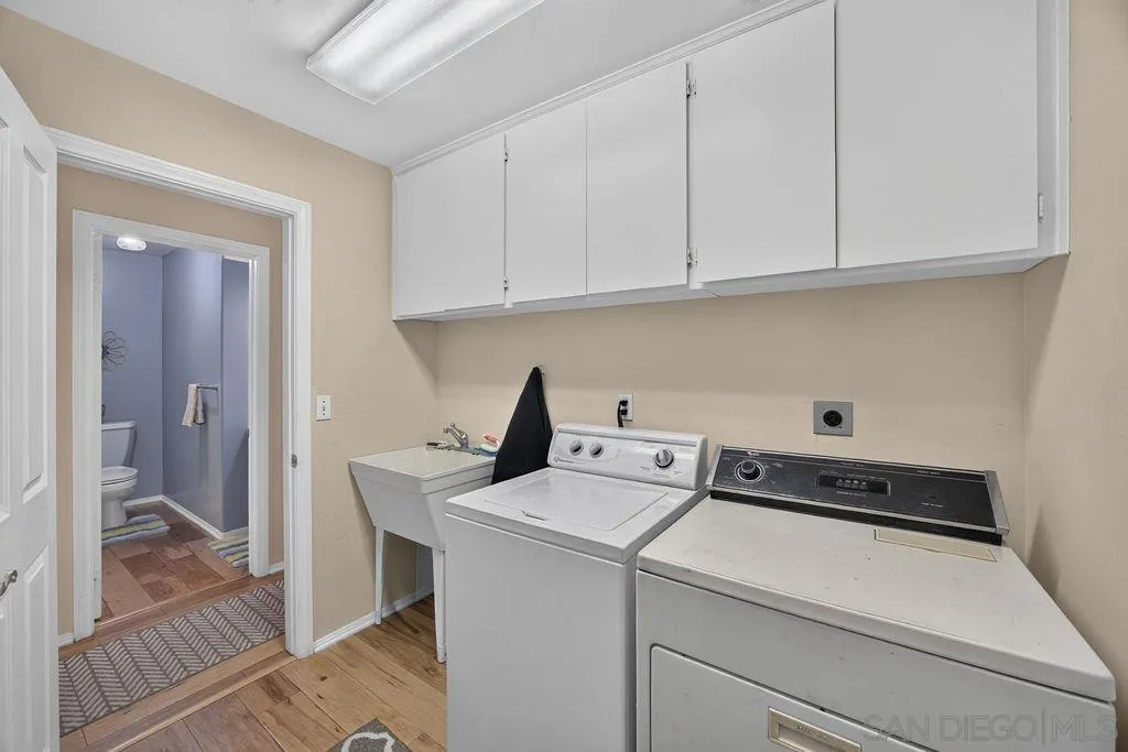 https://cdn.realtyfeed.com/cdn/127/260019363/1b99709440326f0d6fed360ef545a86b.webp