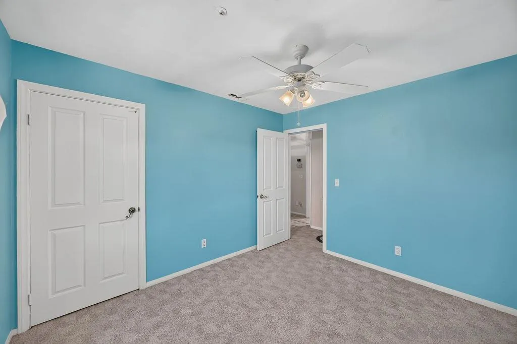 https://cdn.realtyfeed.com/cdn/127/260019363/21ab0eb83eddf1fa928da4574c7a6b40.webp