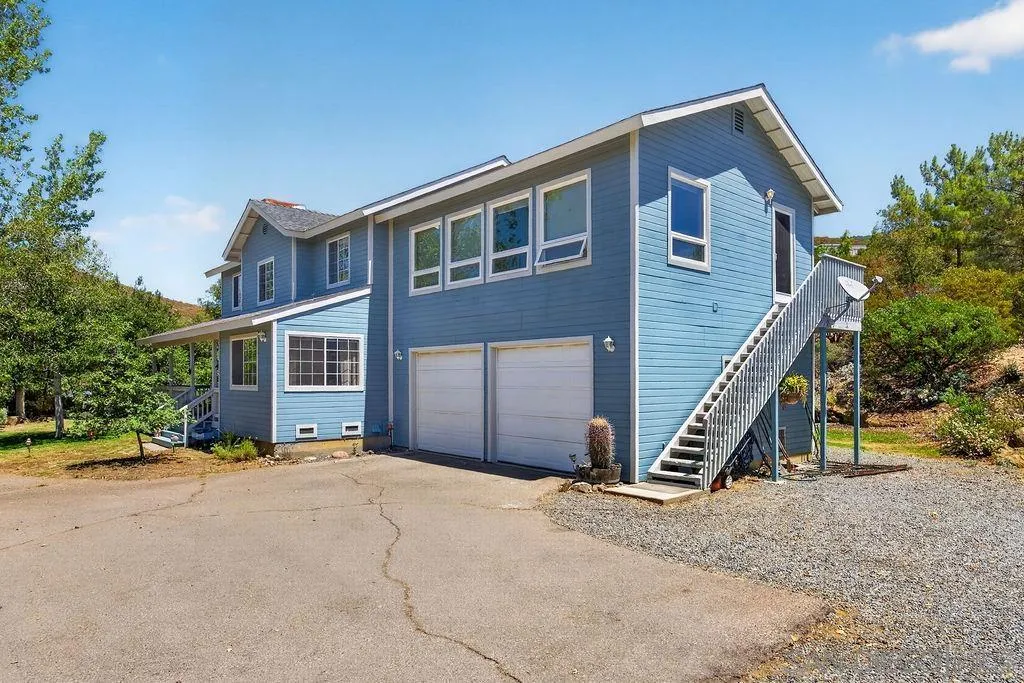 https://cdn.realtyfeed.com/cdn/127/260019363/c4ac280e4d60083868ec32b7da03b76c.webp