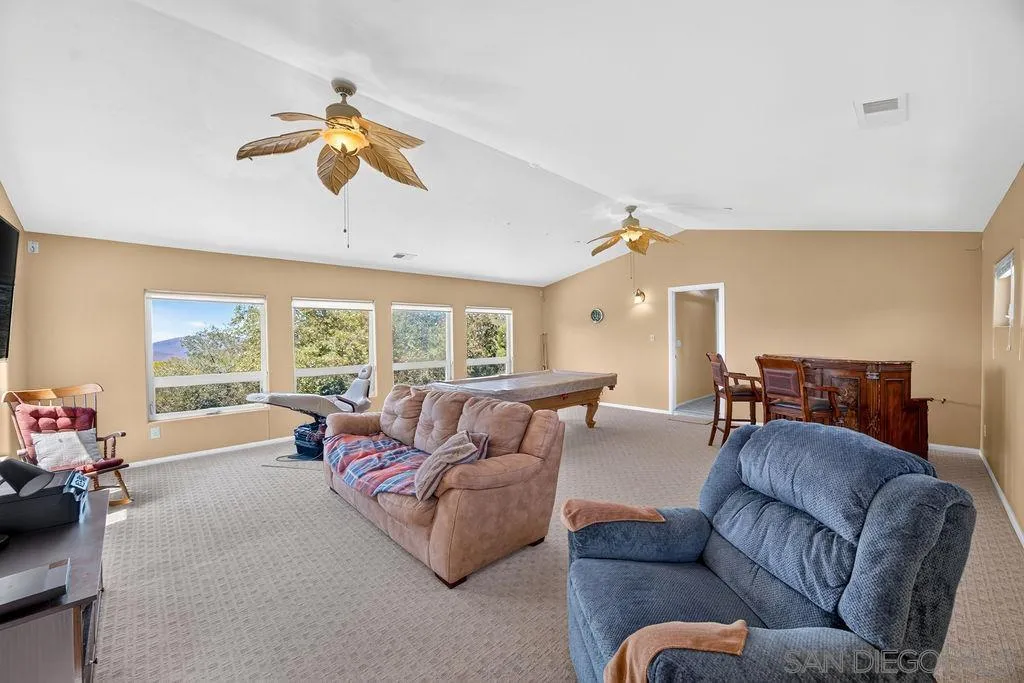 https://cdn.realtyfeed.com/cdn/127/260019363/fca1a1127a6e886c648383d8237f0b94.webp