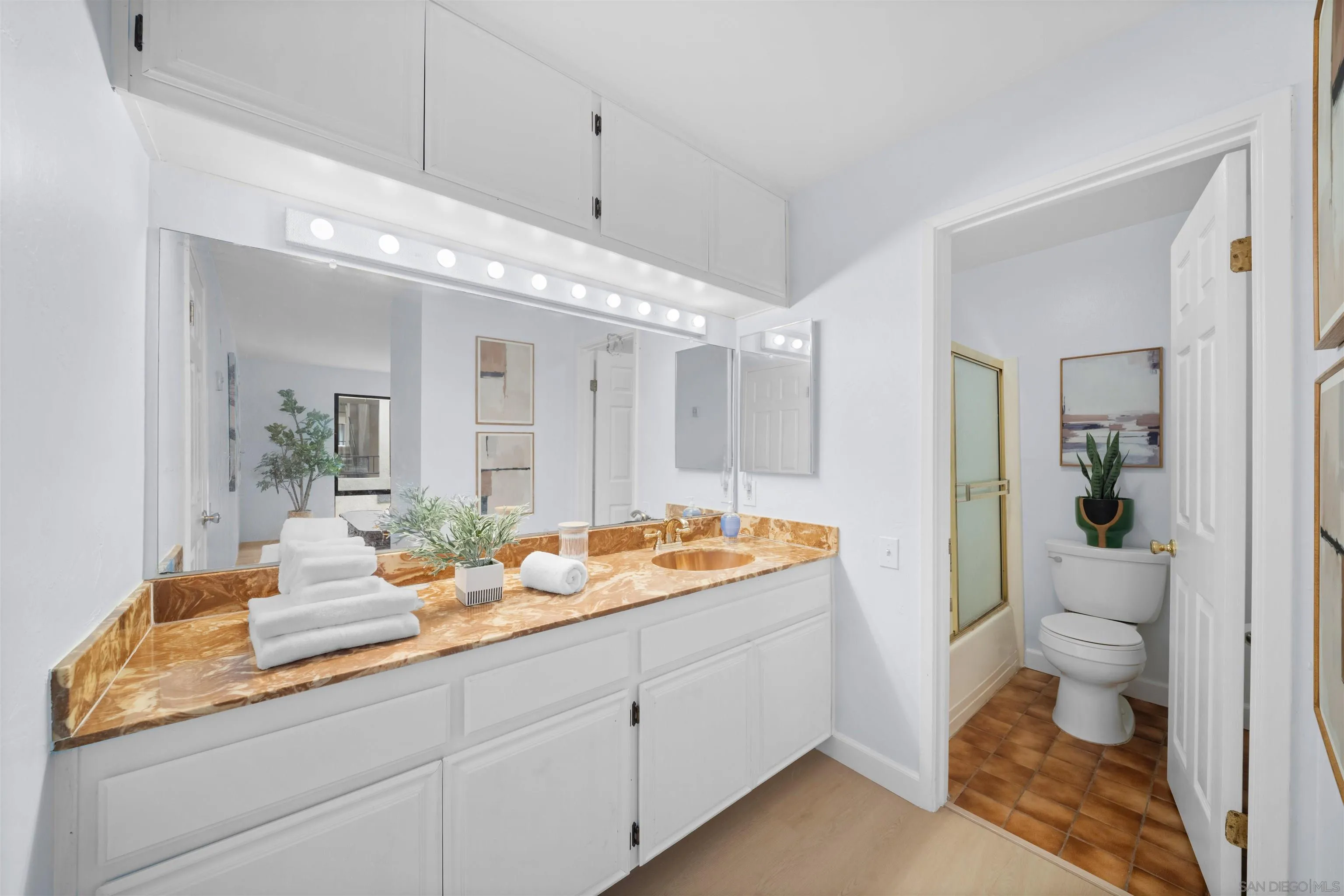https://cdn.realtyfeed.com/cdn/127/260019364/e4bd2c50df4577a1dd8040c67c2ec534.webp