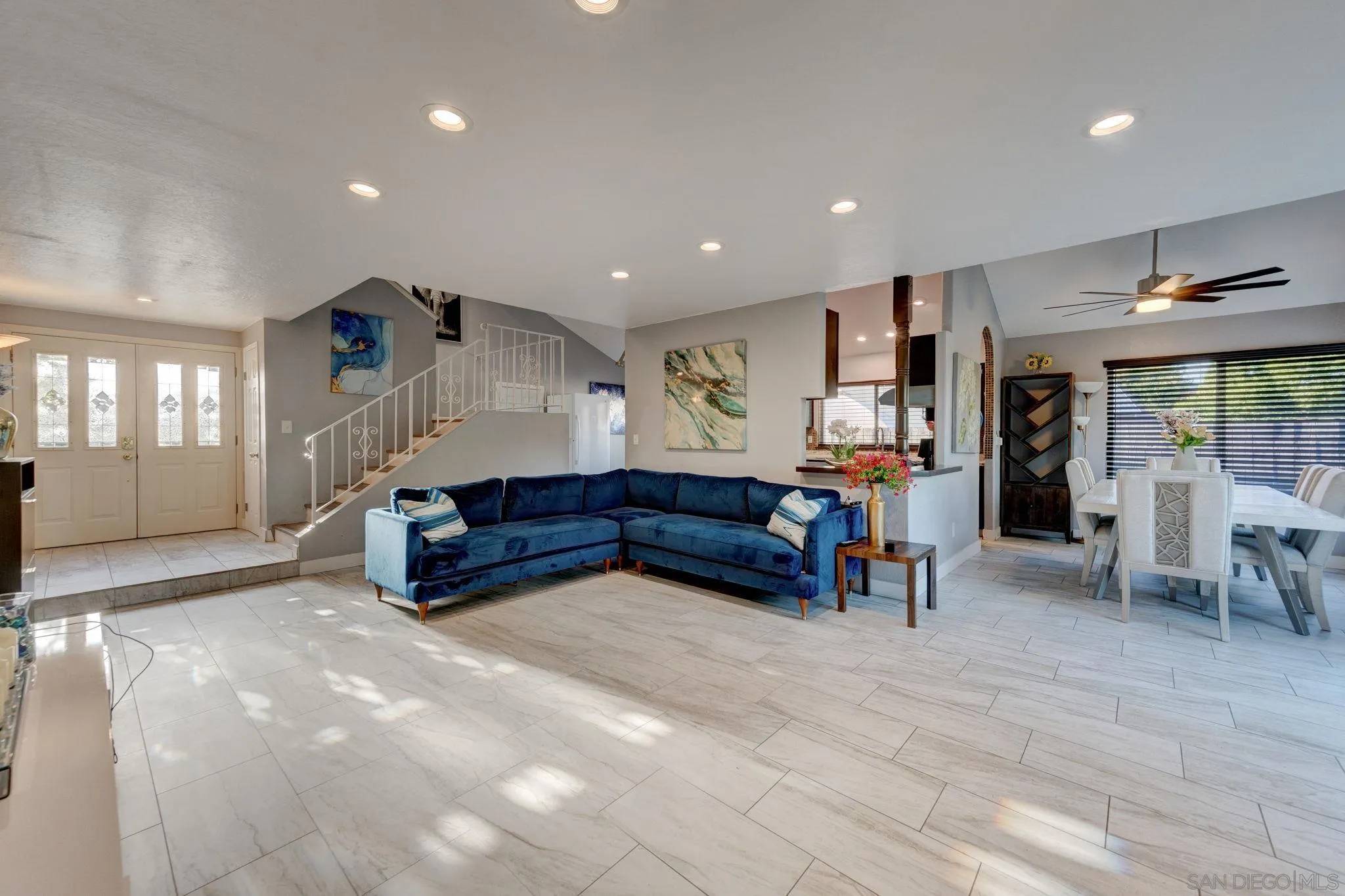 https://cdn.realtyfeed.com/cdn/127/260019365/17a67cc177b3a6dfe59e309fc1eadad5.webp