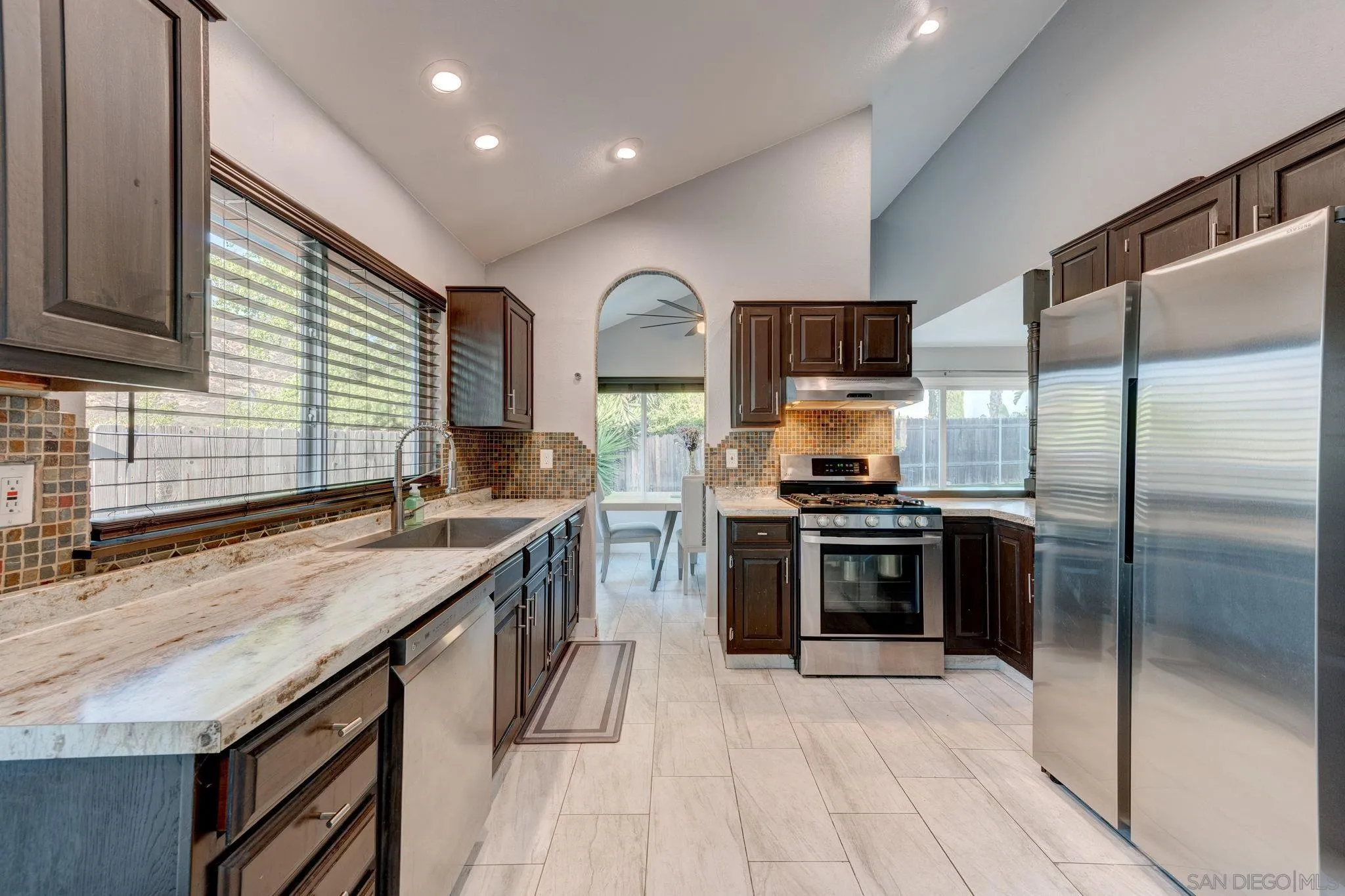 8065 El Extenso, San Diego, CA 92119 - Photo 5 of 42, San Diego, CA