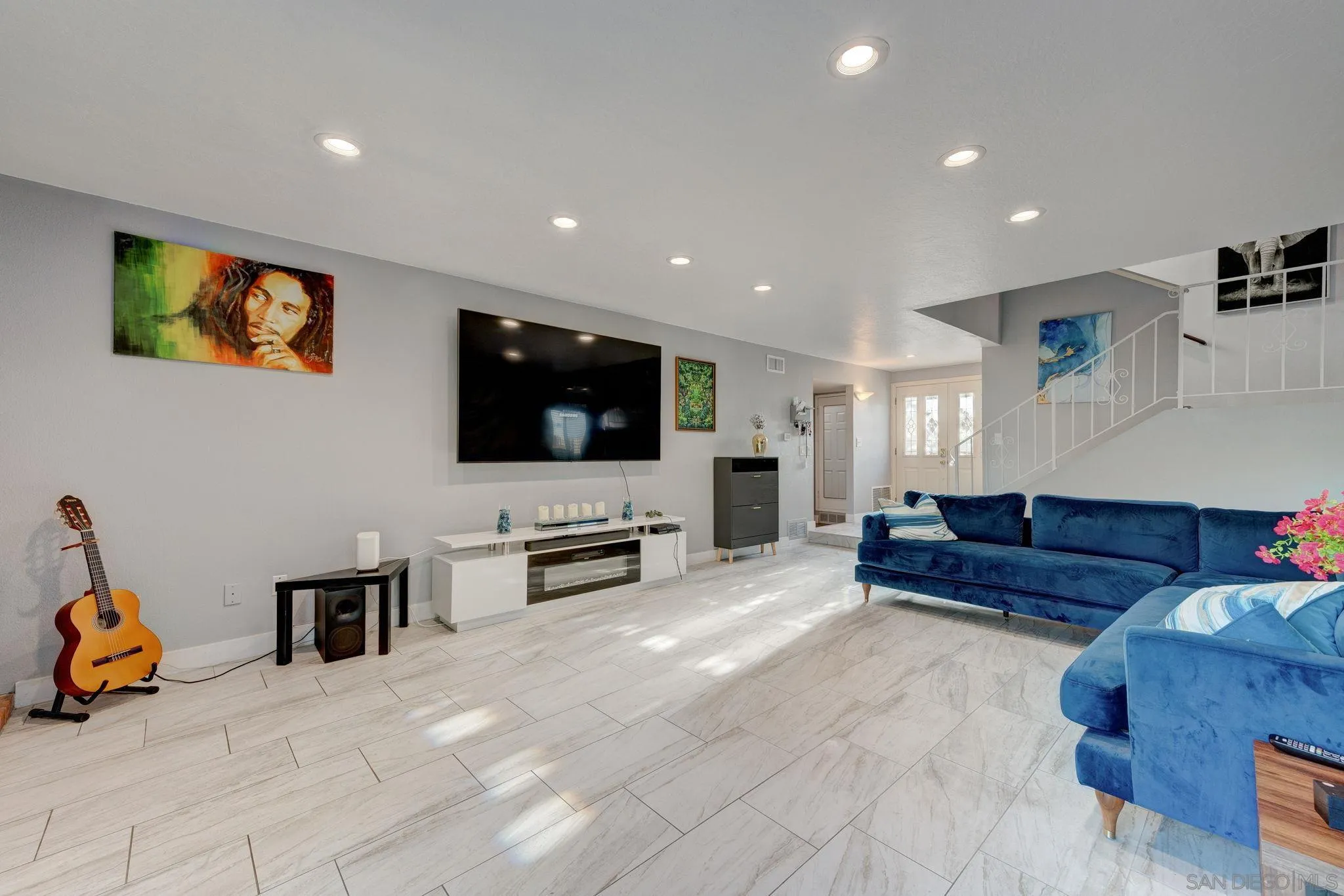 https://cdn.realtyfeed.com/cdn/127/260019365/a8bc044b5ea862b1104734cb01250a4b.webp