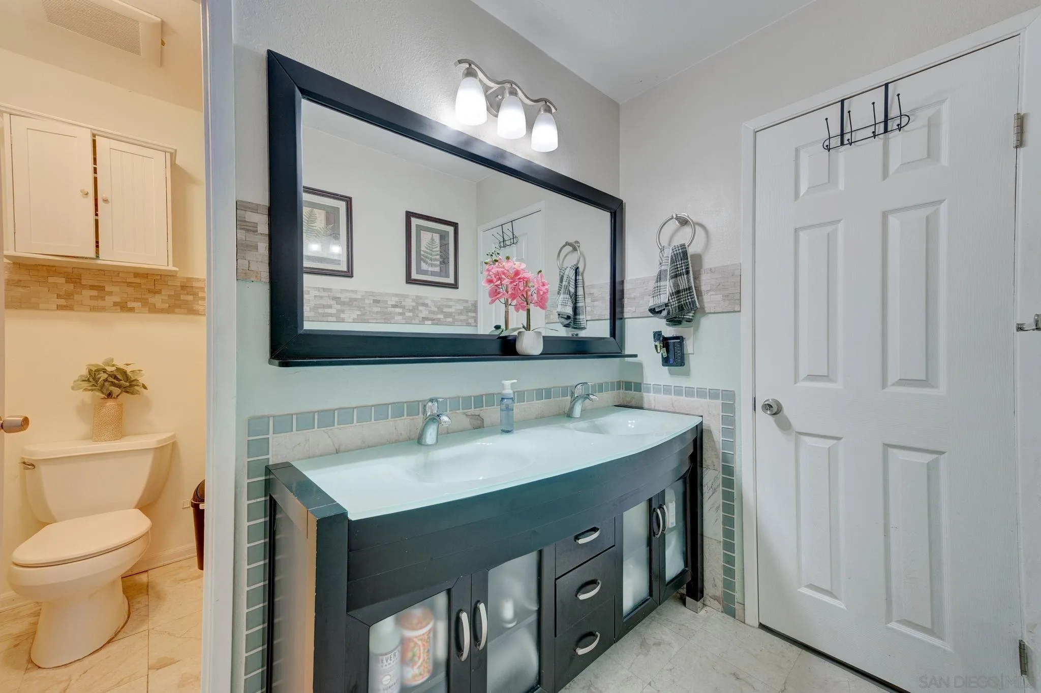 https://cdn.realtyfeed.com/cdn/127/260019365/c87cc2ccafeb6439ec7e5deb47112447.webp