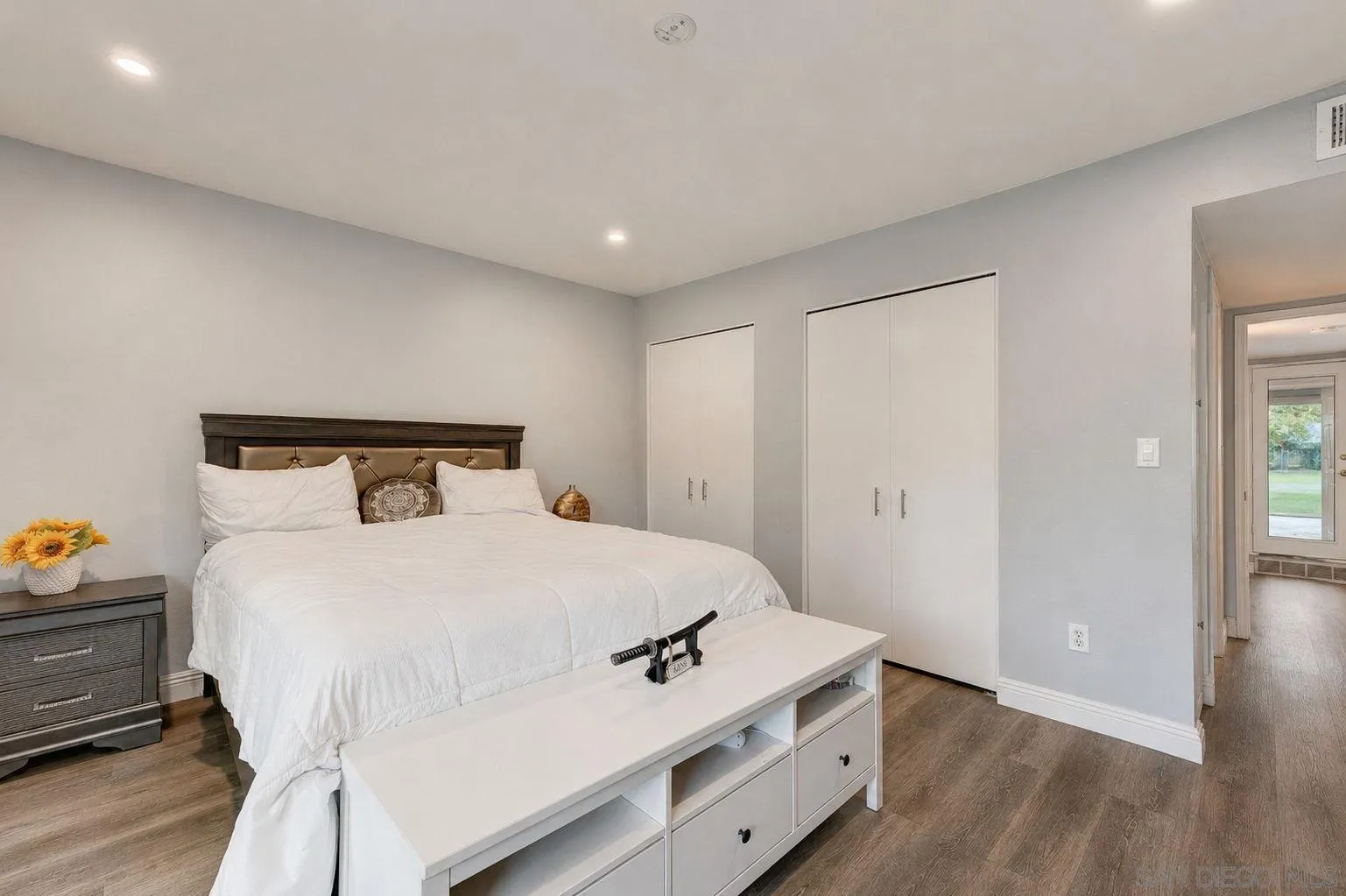 https://cdn.realtyfeed.com/cdn/127/260019365/d265ccd273388ff7736f3a9f89b3c481.webp