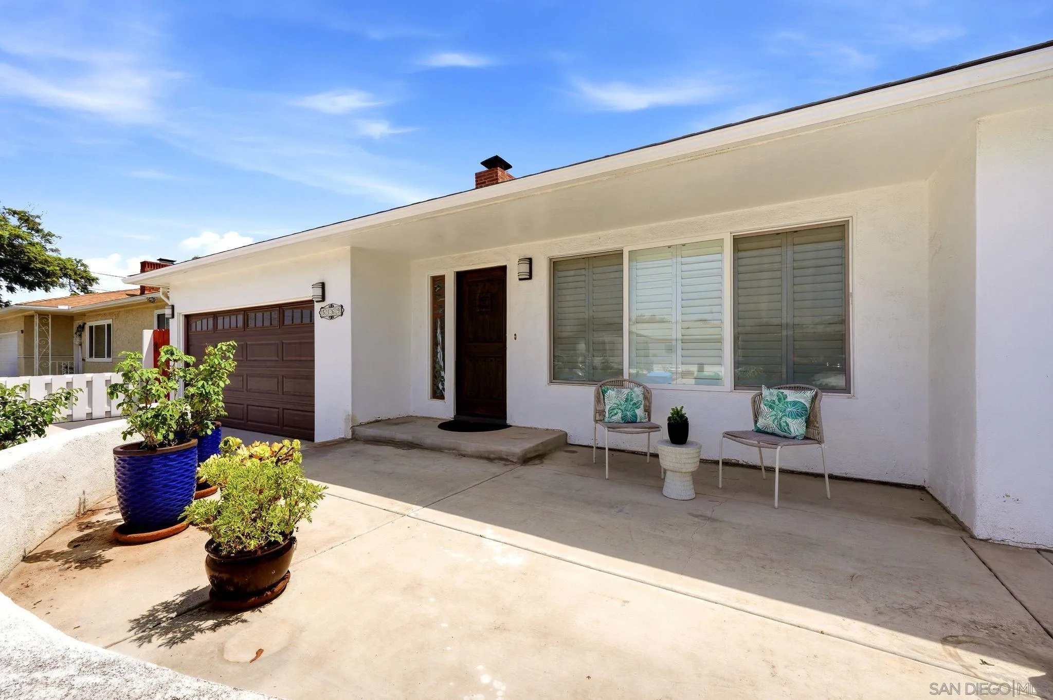 https://cdn.realtyfeed.com/cdn/127/260019366/2ee00809b91f2c25a845651c0ac0a96d.webp
