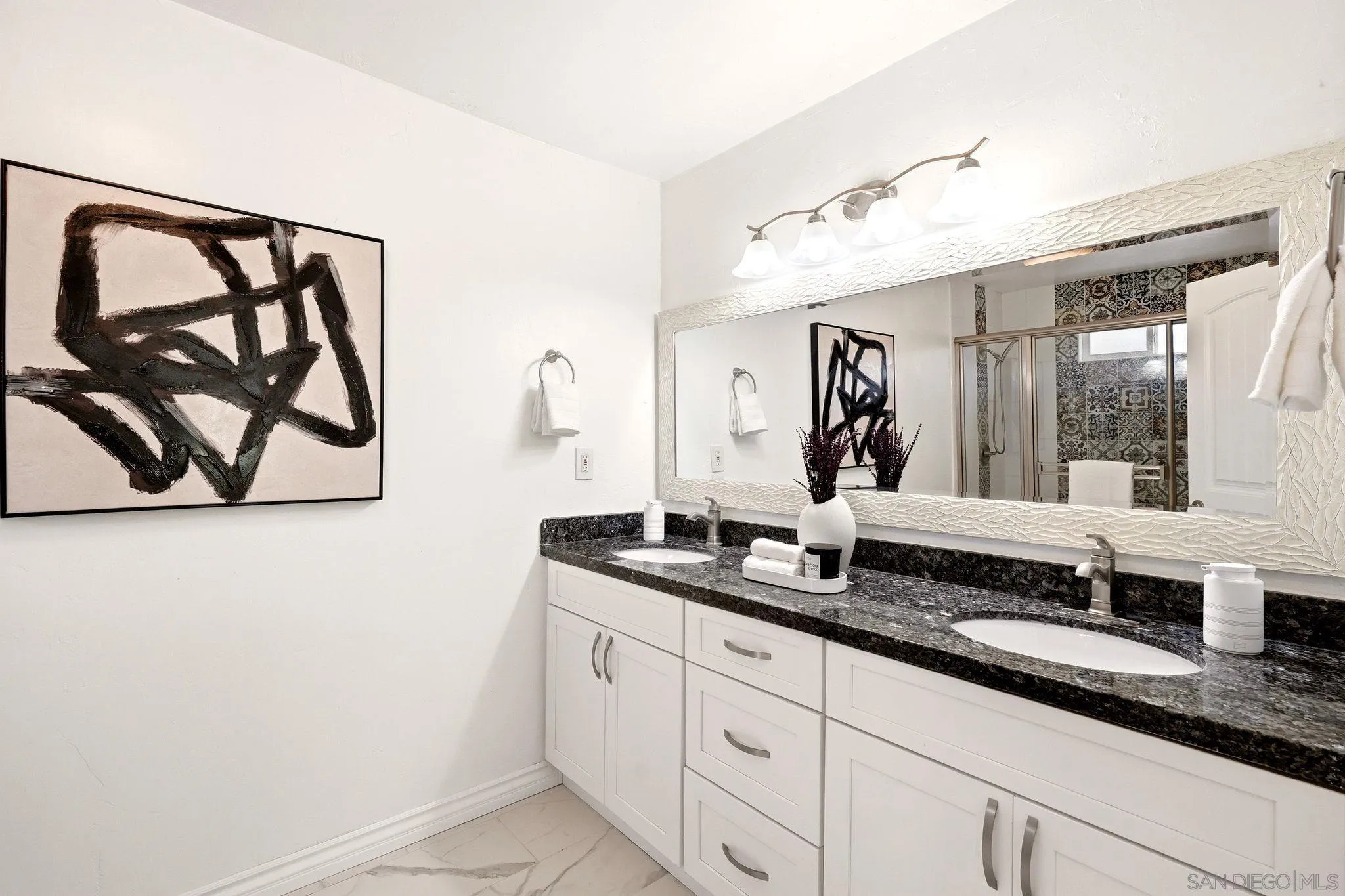 https://cdn.realtyfeed.com/cdn/127/260019366/86b684a8874cc2147fe0c16df13510ae.webp