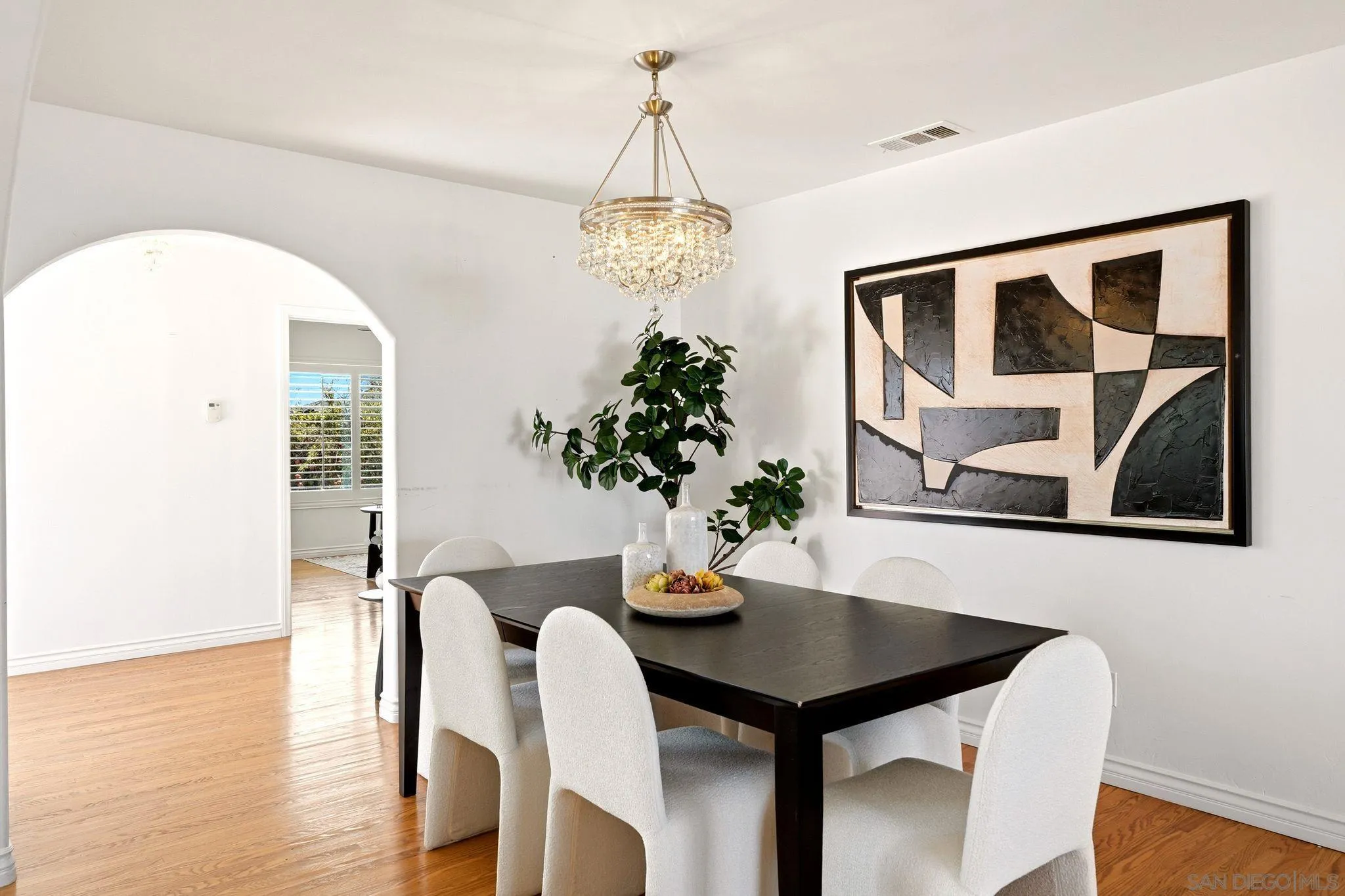 https://cdn.realtyfeed.com/cdn/127/260019366/ebdc18c3c3472b45a48af5b2fd84185a.webp