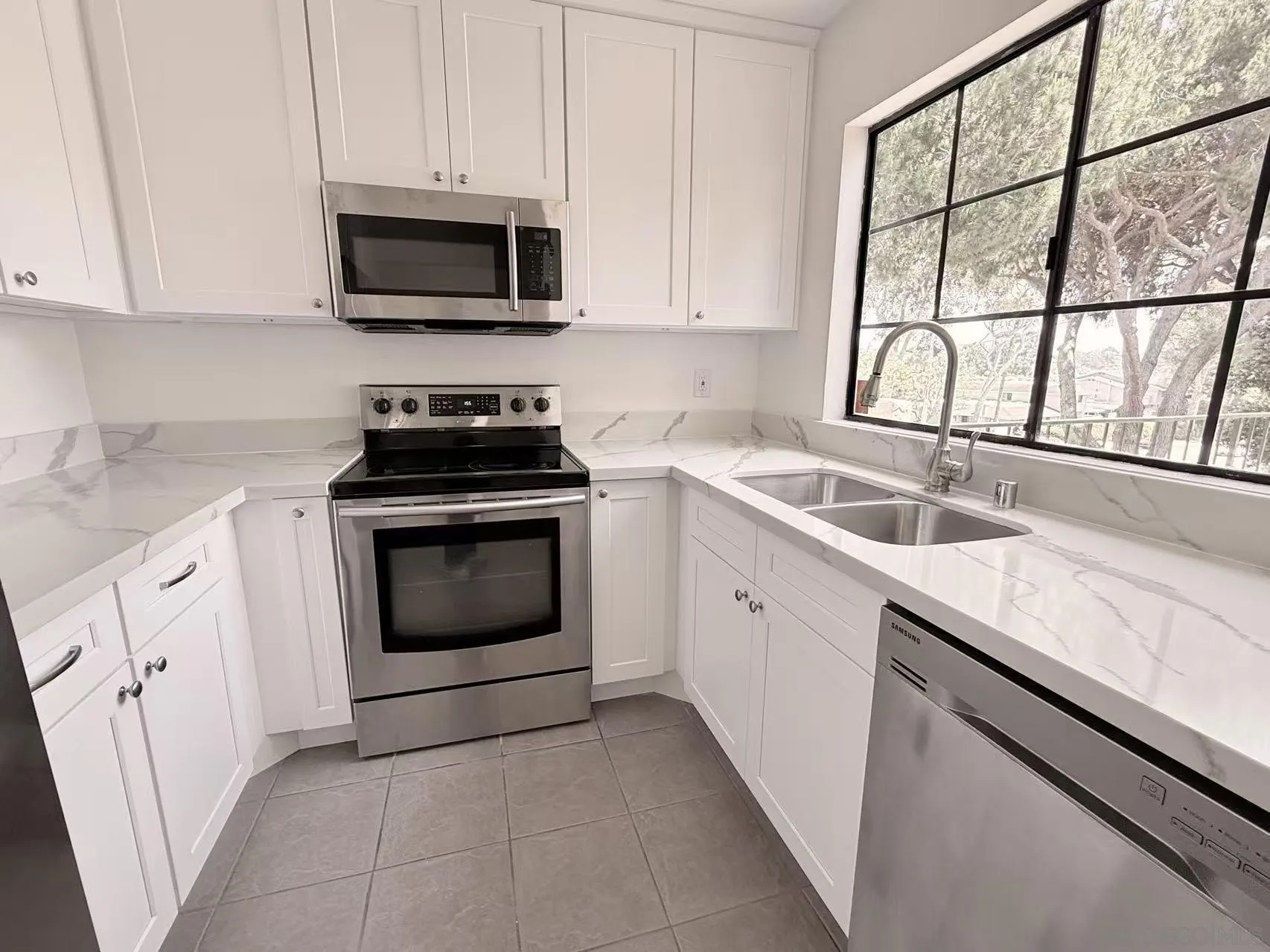 4240 Porte De Merano Unit 71, San diego, CA 92122 - Photo 4 of 19, San Diego, CA