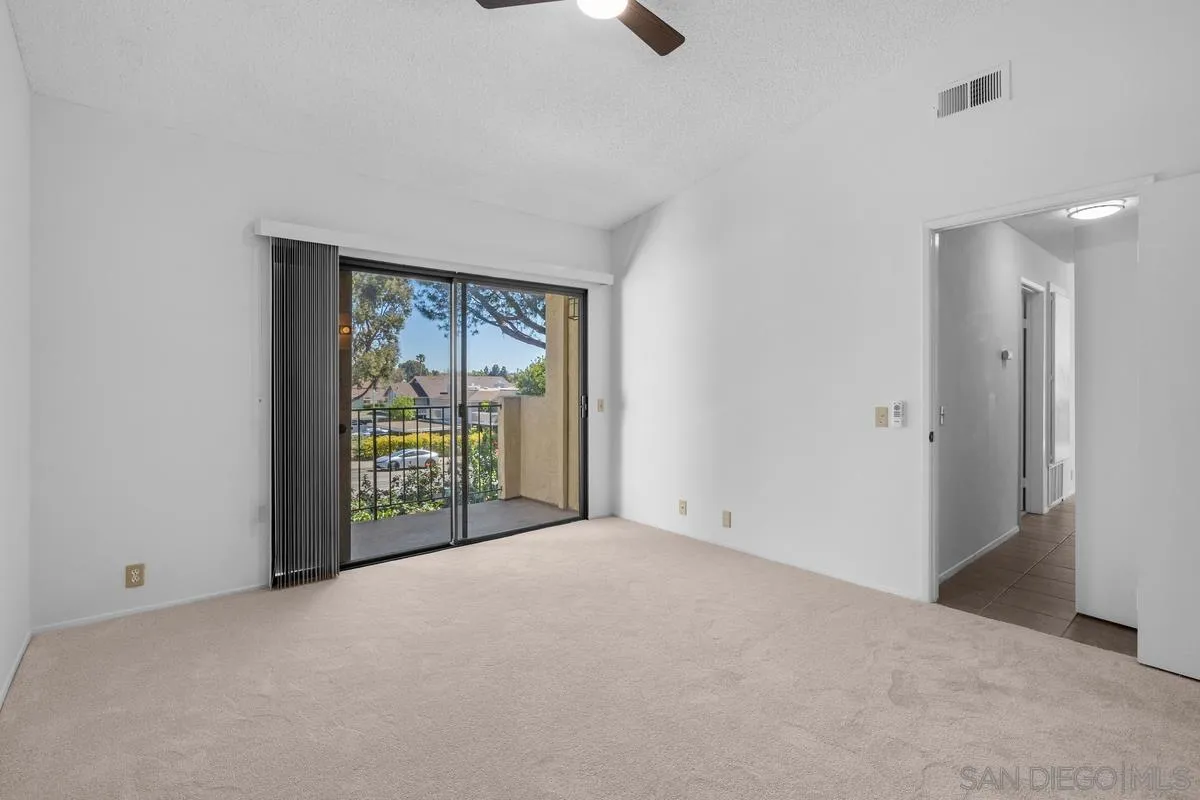 Photo #8: 260019369 Listing: Photo #8