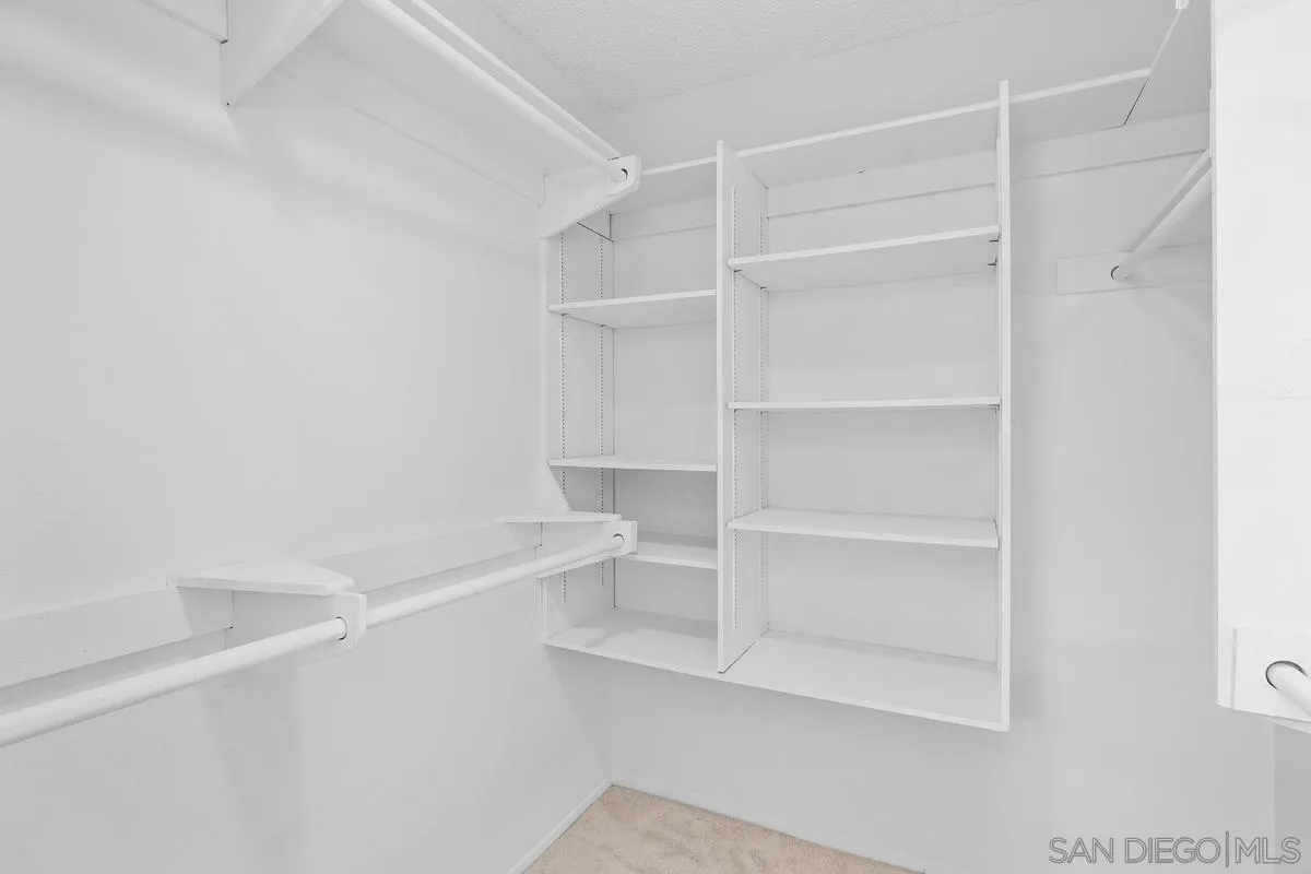Photo #11: 260019369 Listing: Photo #11