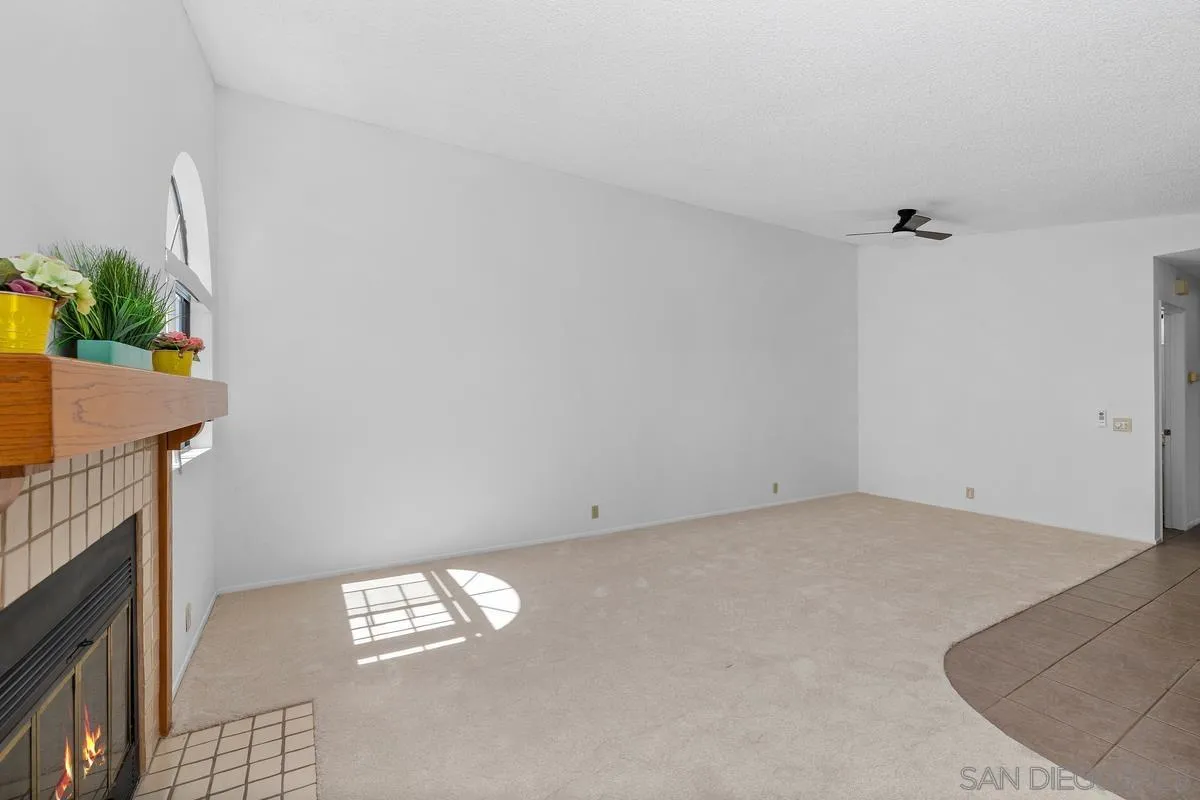 Photo #7: 260019369 Listing: Photo #7