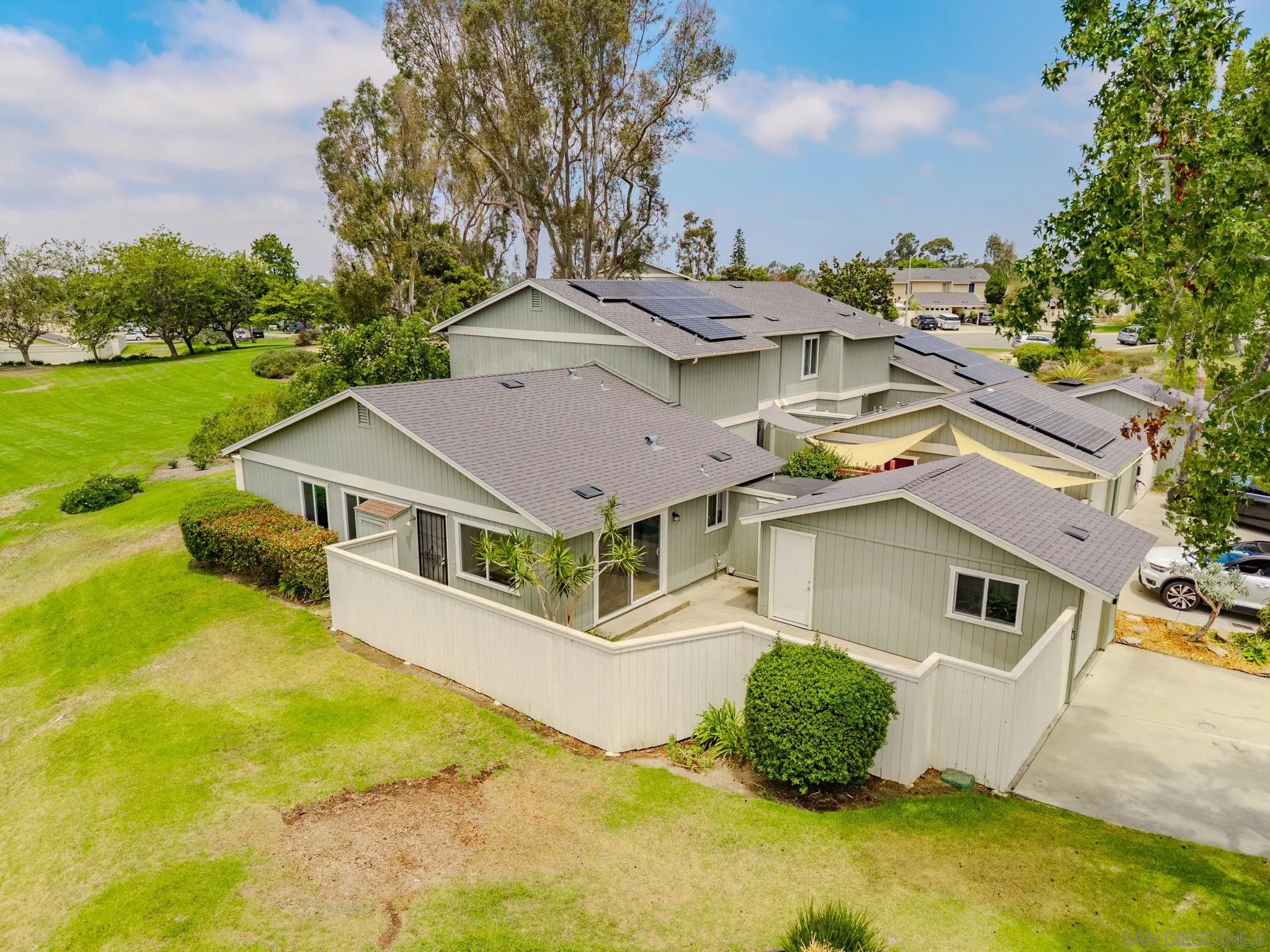 Encinitas, CA 92024