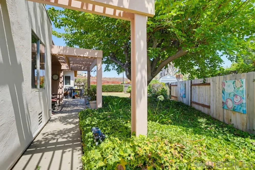 https://cdn.realtyfeed.com/cdn/127/260019374/36b4260ebd1c4db035a45e29d0fe5fb3.webp
